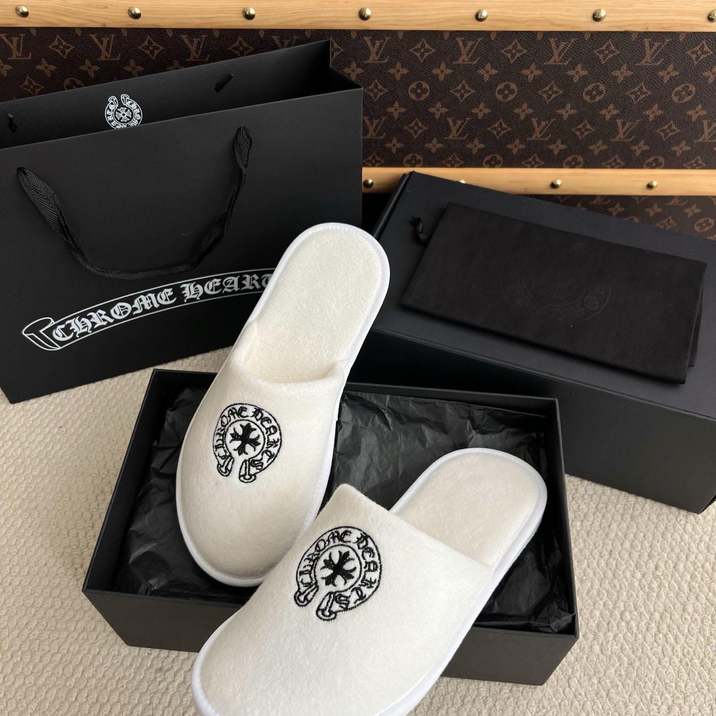 Chrome Hearts Malibu Hotel Slippers  - DesignerGu