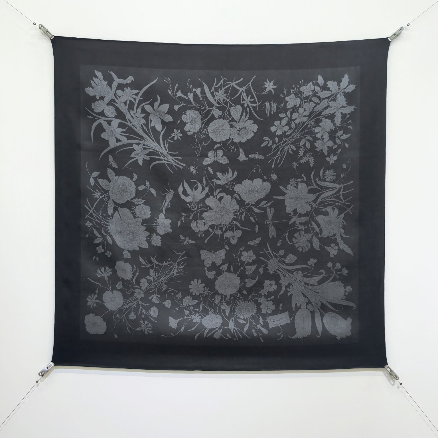 Gucci Printed Flora Silk Twill Carré - DesignerGu