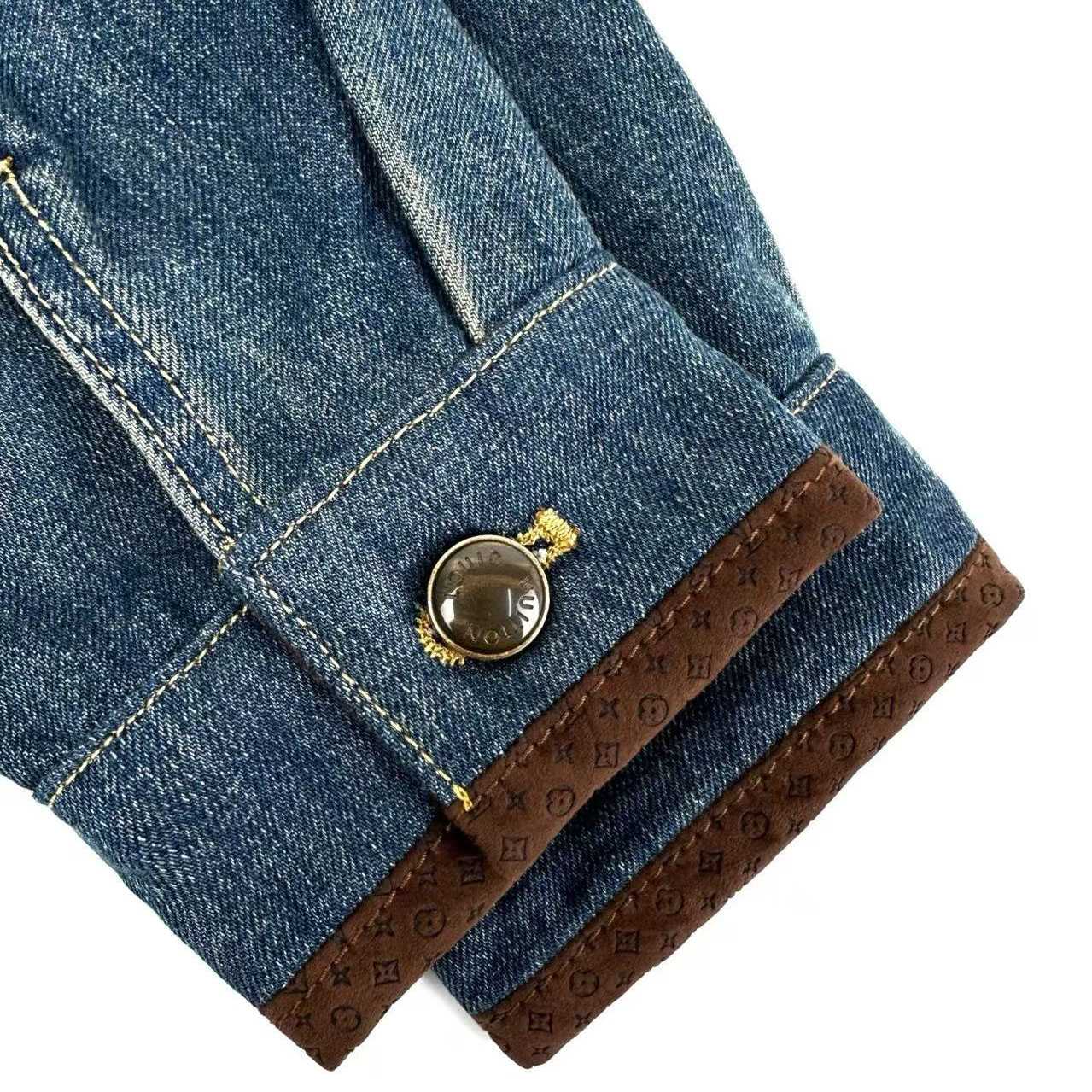 Louis Vuitton Denim Jacket With Leather Signature Details 1AJUYY - DesignerGu
