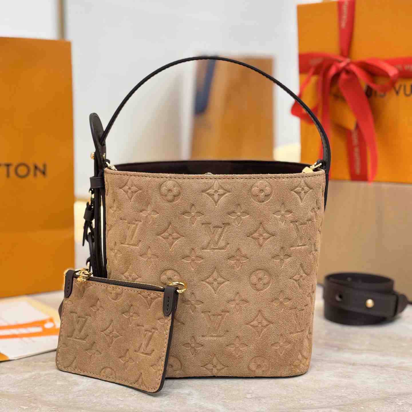 Louis Vuitton All In BB M29834 - DesignerGu