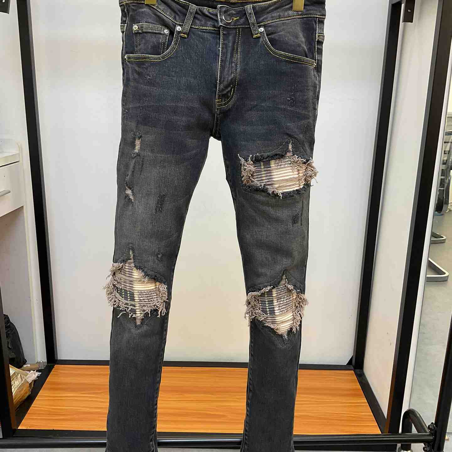 Amiri Jeans   - DesignerGu