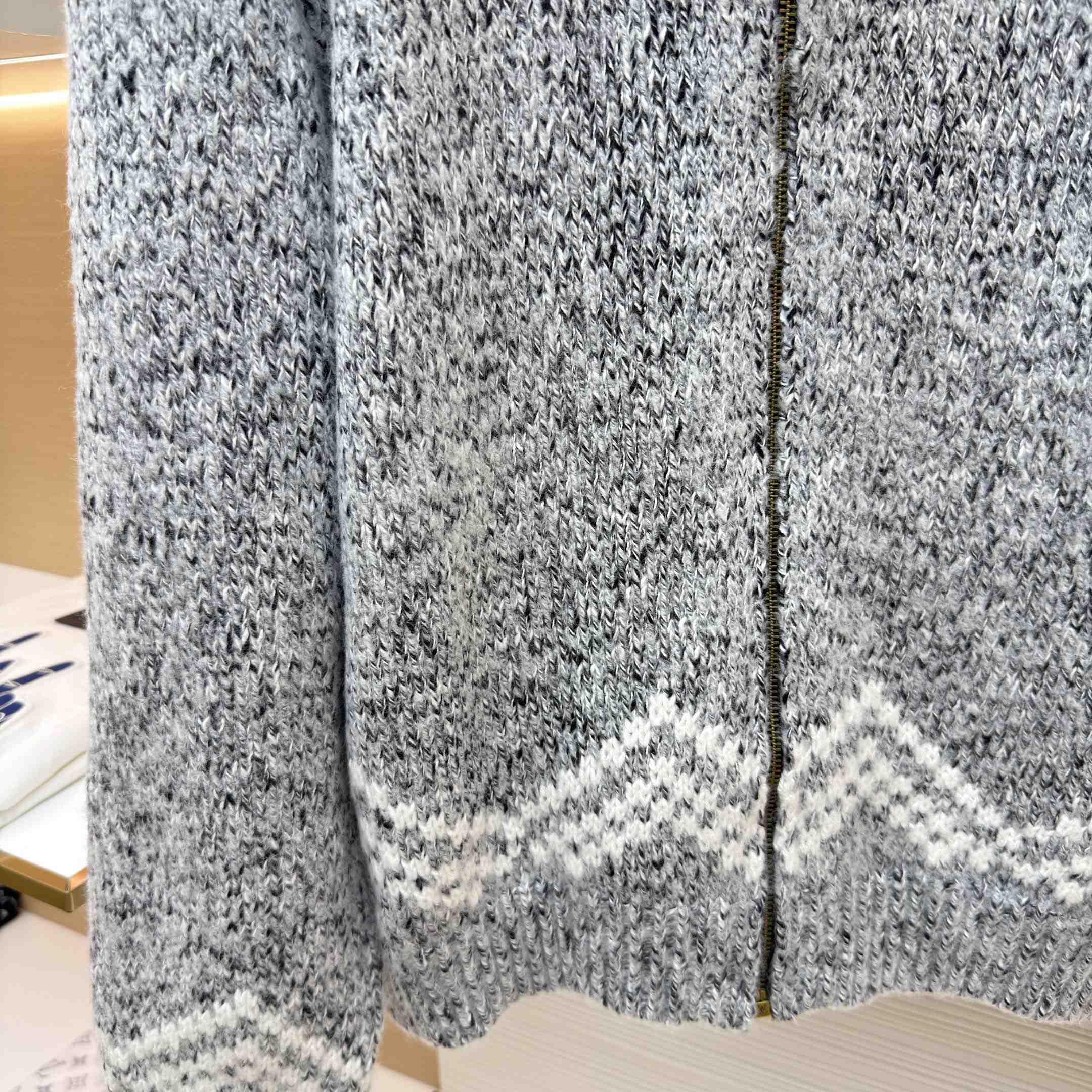 Louis Vuitton Zippered Knitted Blouson 1AIMD3 - DesignerGu