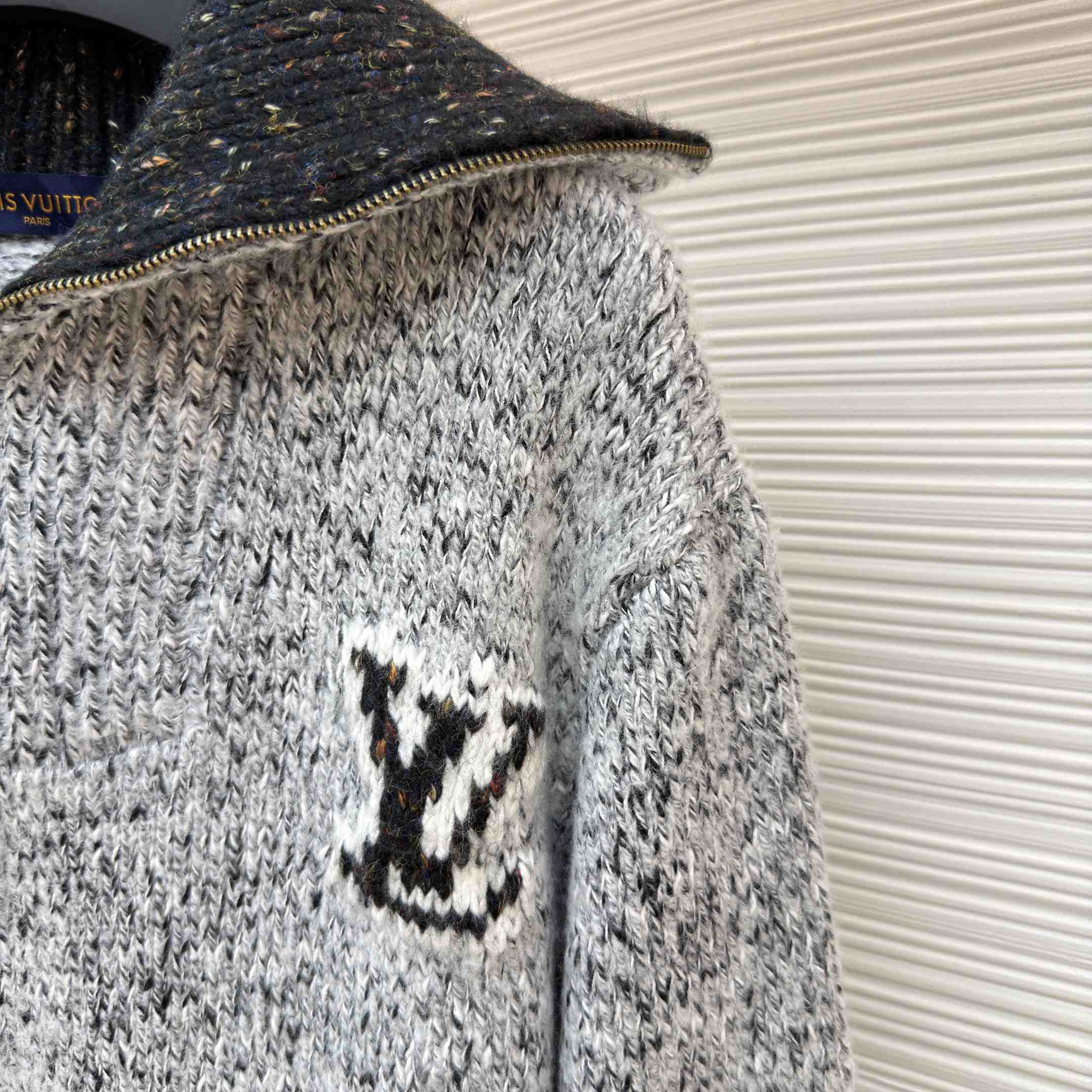 Louis Vuitton Zippered Knitted Blouson 1AIMD3 - DesignerGu