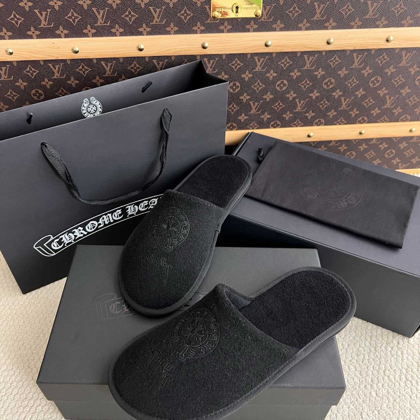 Chrome Hearts Malibu Hotel Slippers  - DesignerGu