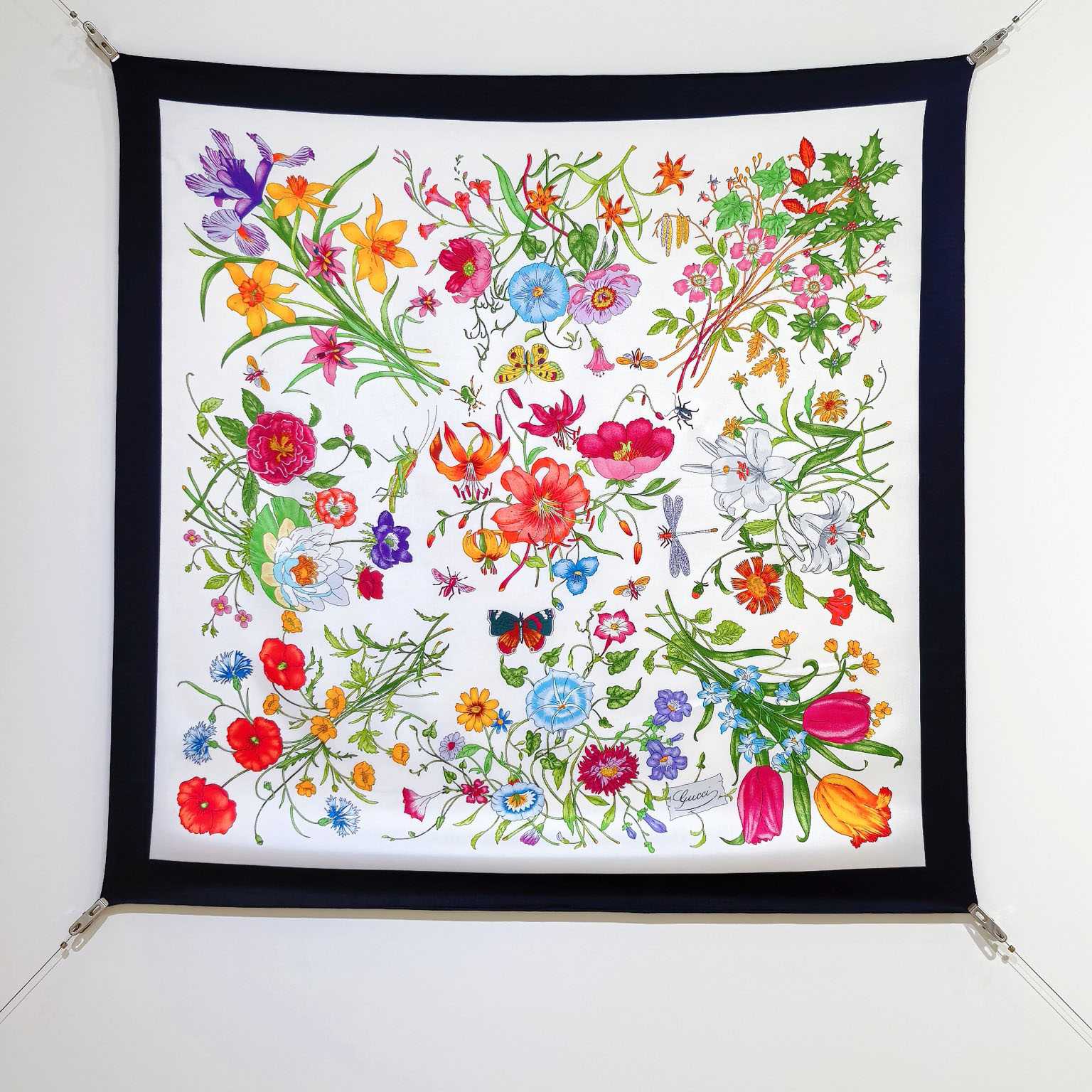 Gucci Printed Flora Silk Twill Carré - DesignerGu