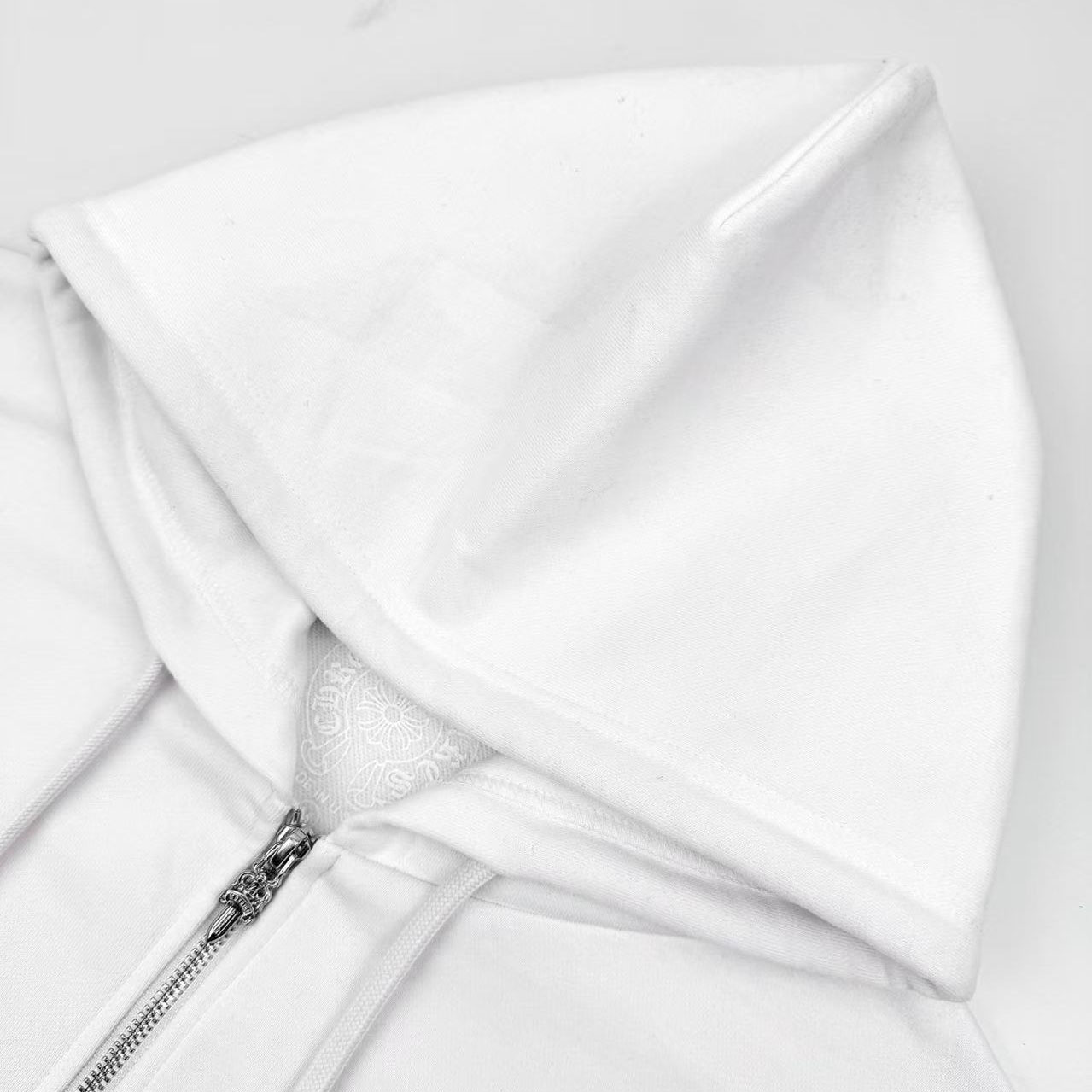 Chrome Hearts Blue Scroll Label White Zip Up Hoodie - DesignerGu