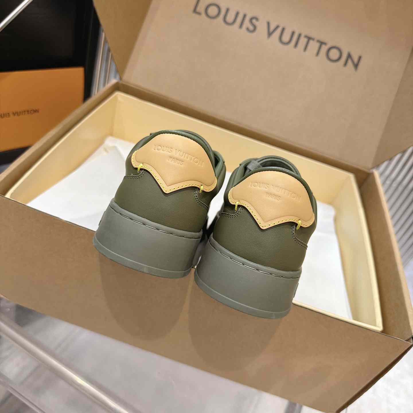 Louis Vuitton LV Flash Sneaker 1AJA58  (upon uk size) - DesignerGu