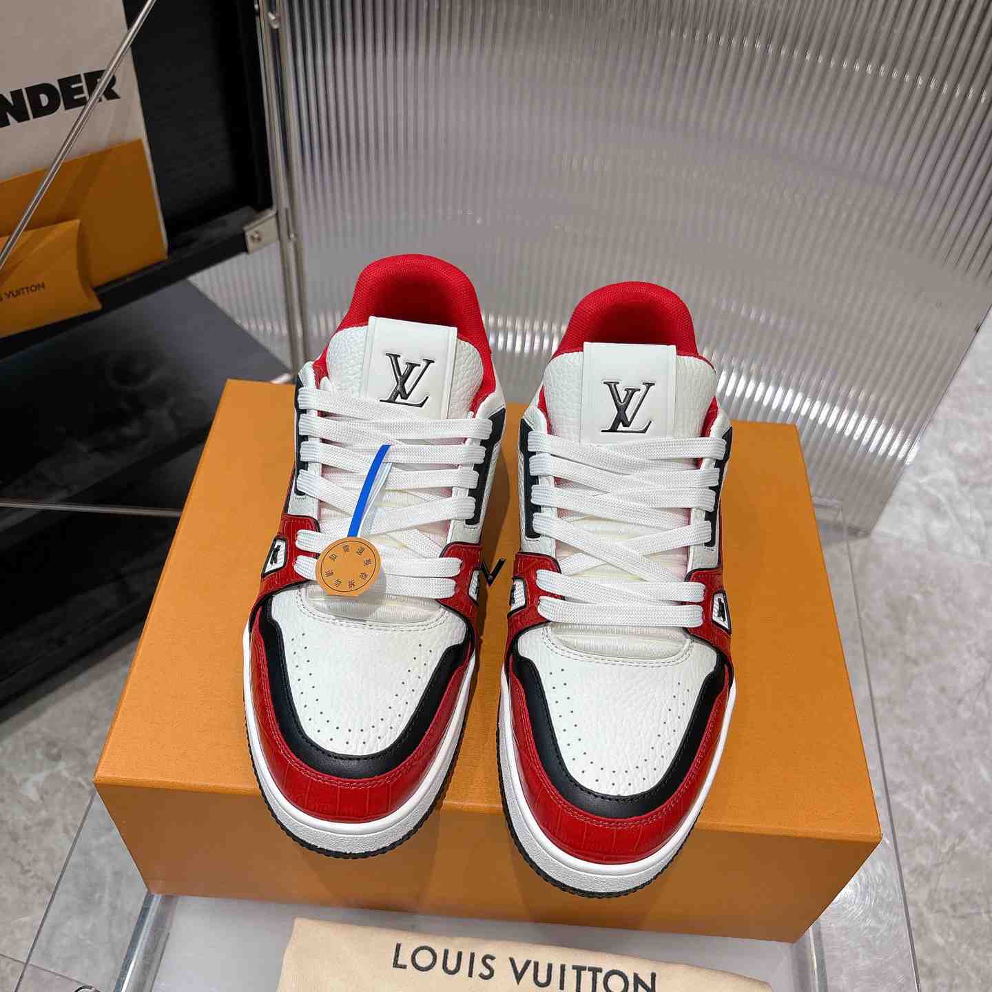 Louis Vuitton LV Trainer Sneaker 1AIWI9 (upon uk size） - DesignerGu