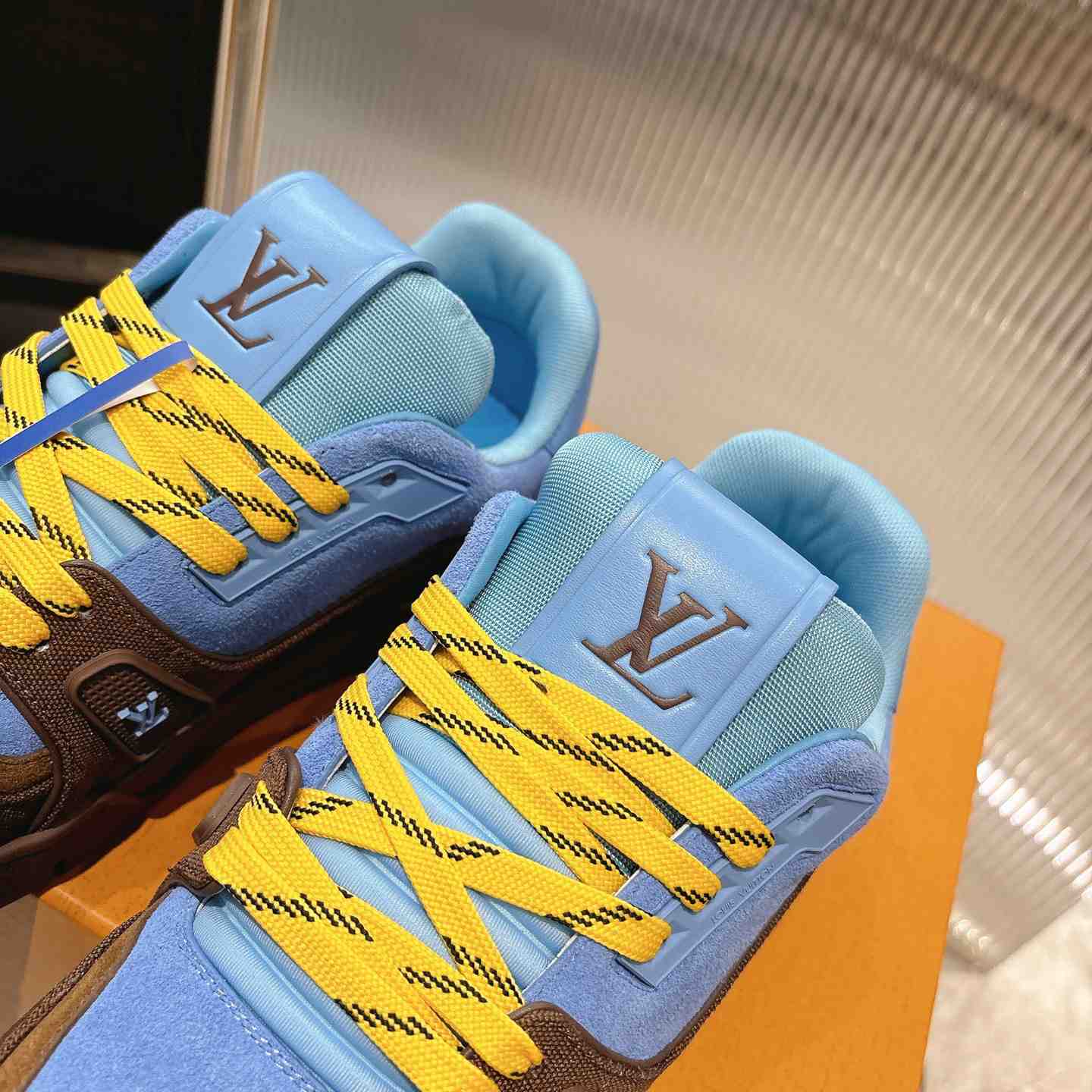 Louis Vuitton LV Trainer Sneaker 1AJ393  (upon uk size） - DesignerGu