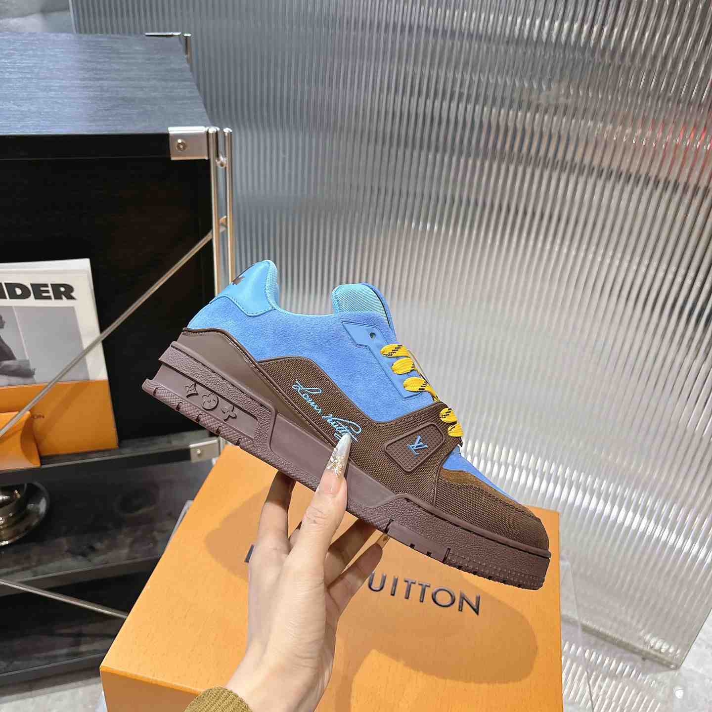Louis Vuitton LV Trainer Sneaker 1AJ393  (upon uk size） - DesignerGu