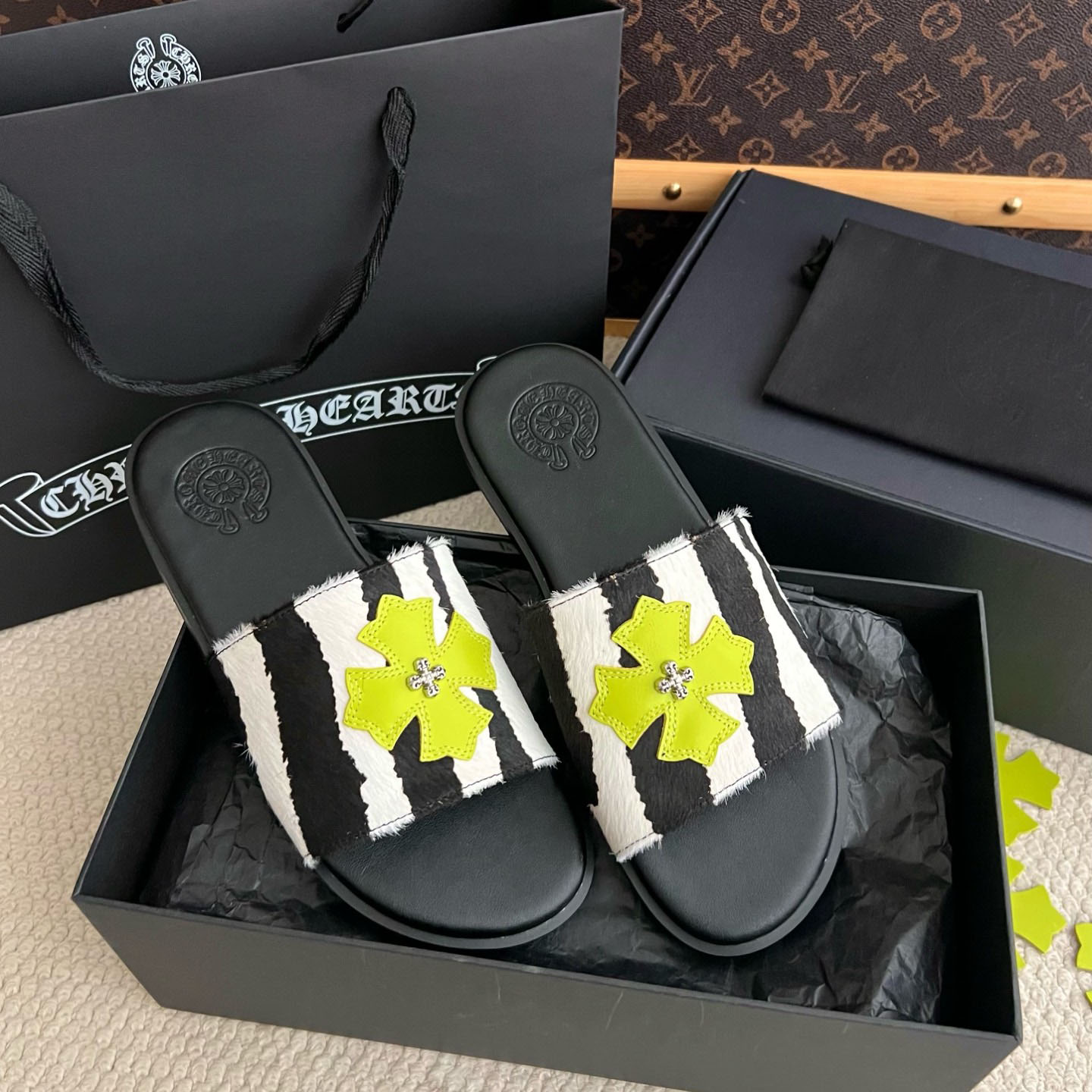 Chrome Hearts Zebra Pattern Flame Silver Cross Slipper - DesignerGu