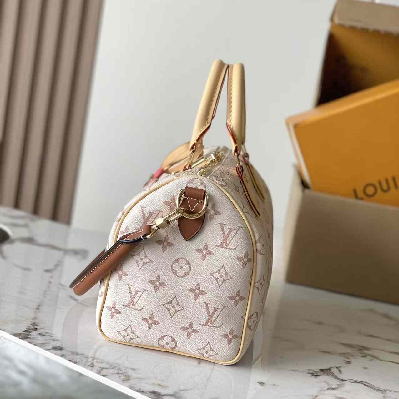 Louis Vuitton Speedy Bandoulière 25 M2A038 - DesignerGu