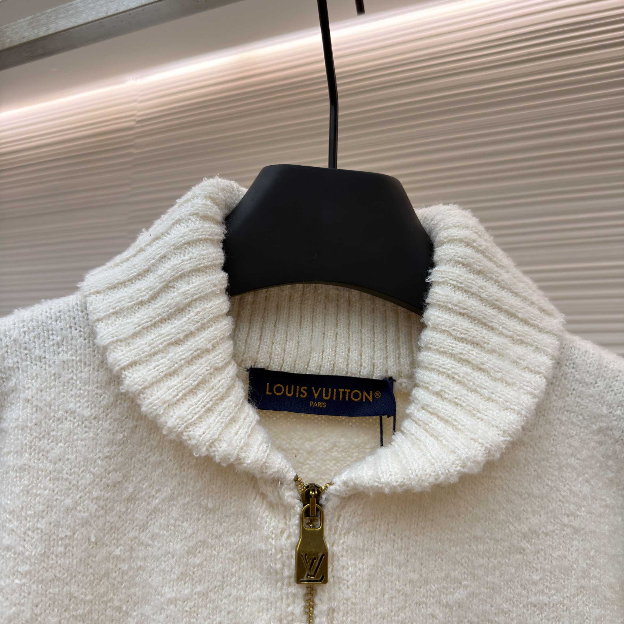Louis Vuitton Embroidered Signature Zippered Blouson 1AKLWH - DesignerGu