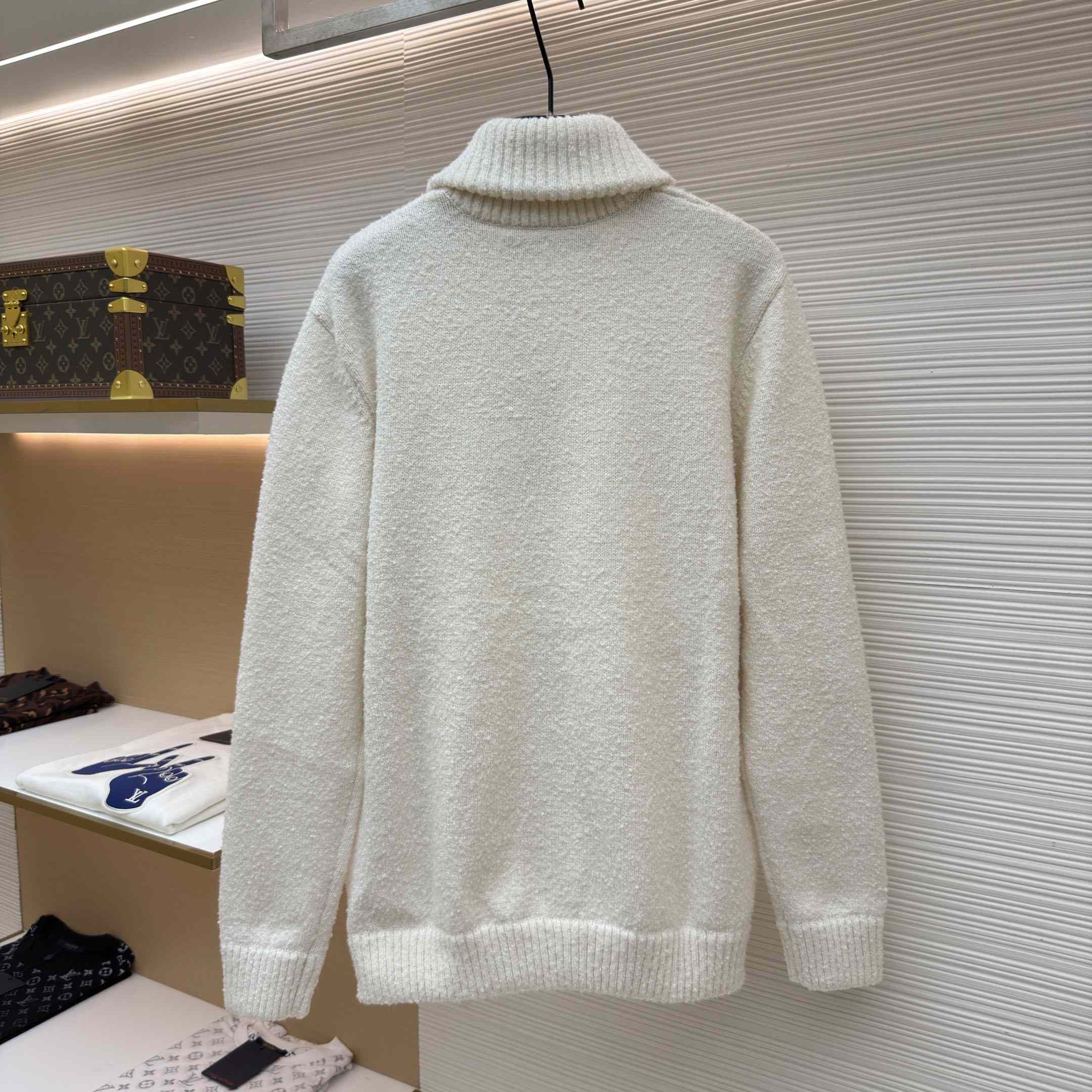 Louis Vuitton Embroidered Signature Zippered Blouson 1AKLWH - DesignerGu