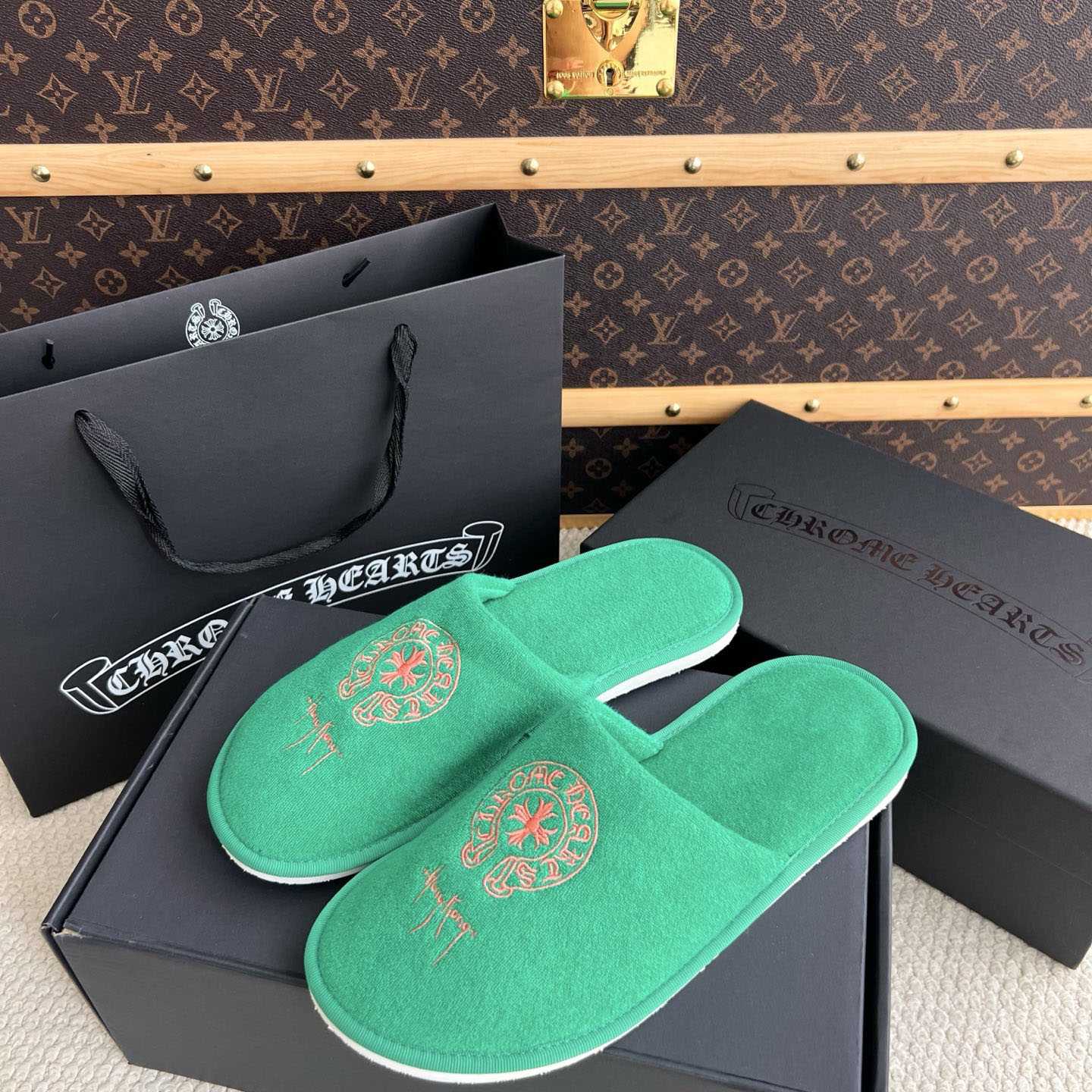 Chrome Hearts Malibu Hotel Slippers  - DesignerGu