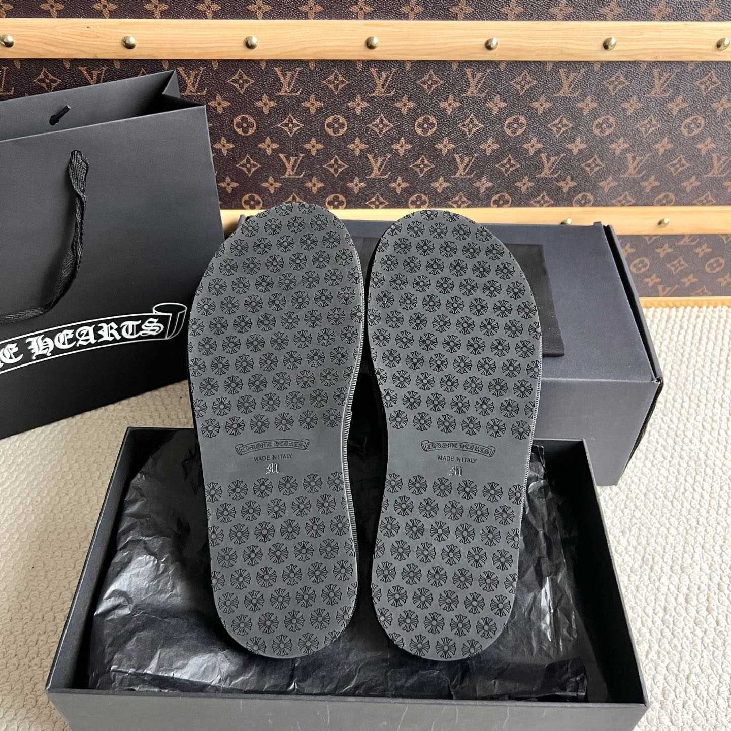 Chrome Hearts Malibu Hotel Slippers  - DesignerGu