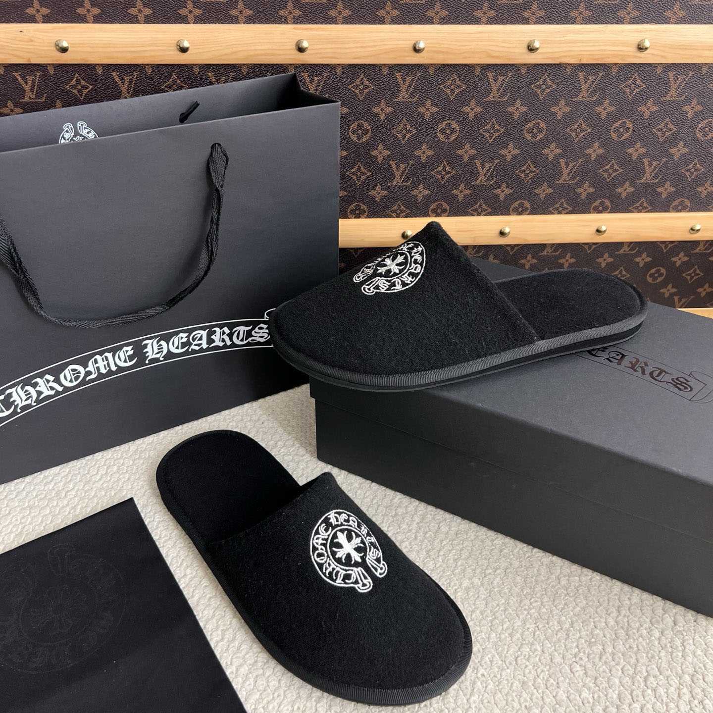 Chrome Hearts Malibu Hotel Slippers  - DesignerGu