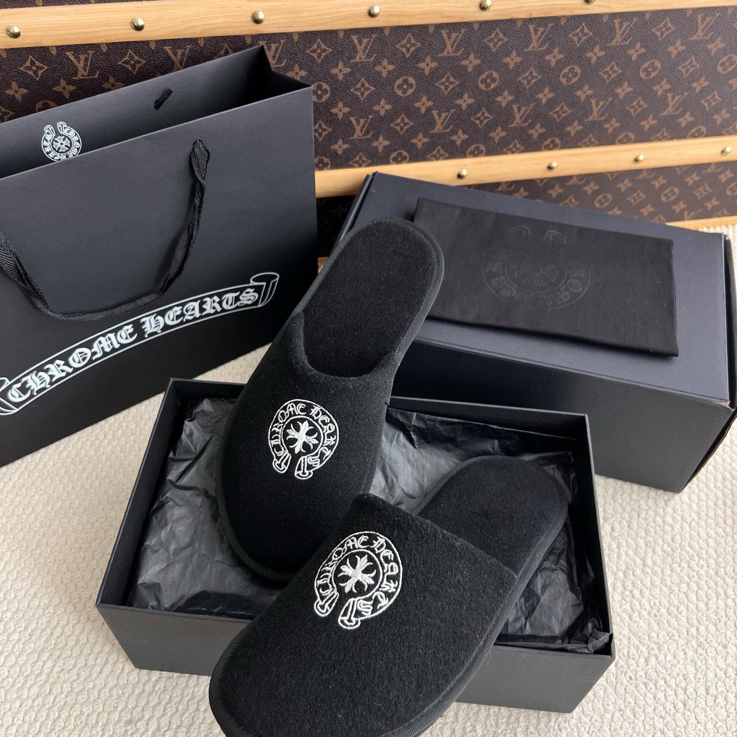 Chrome Hearts Malibu Hotel Slippers  - DesignerGu