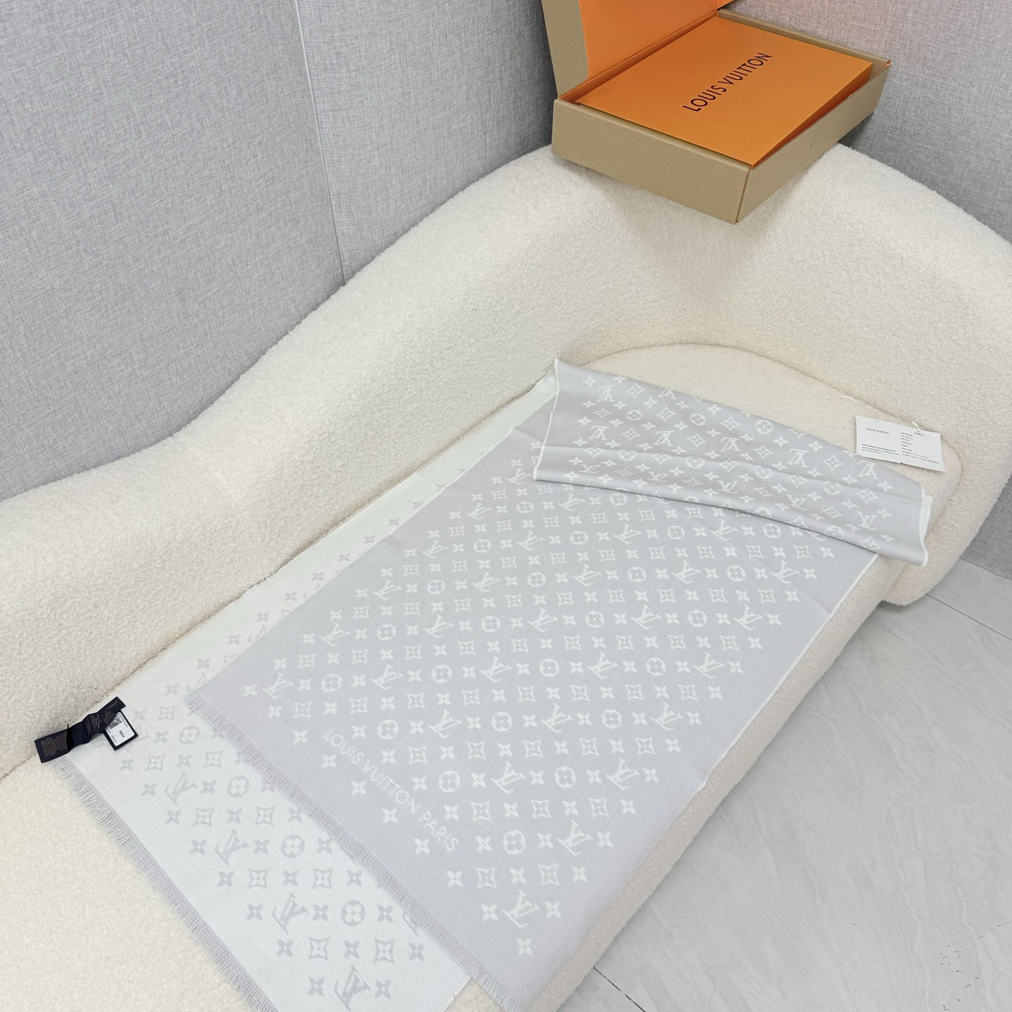 Louis Vuitton Forevergram Scarf  - DesignerGu