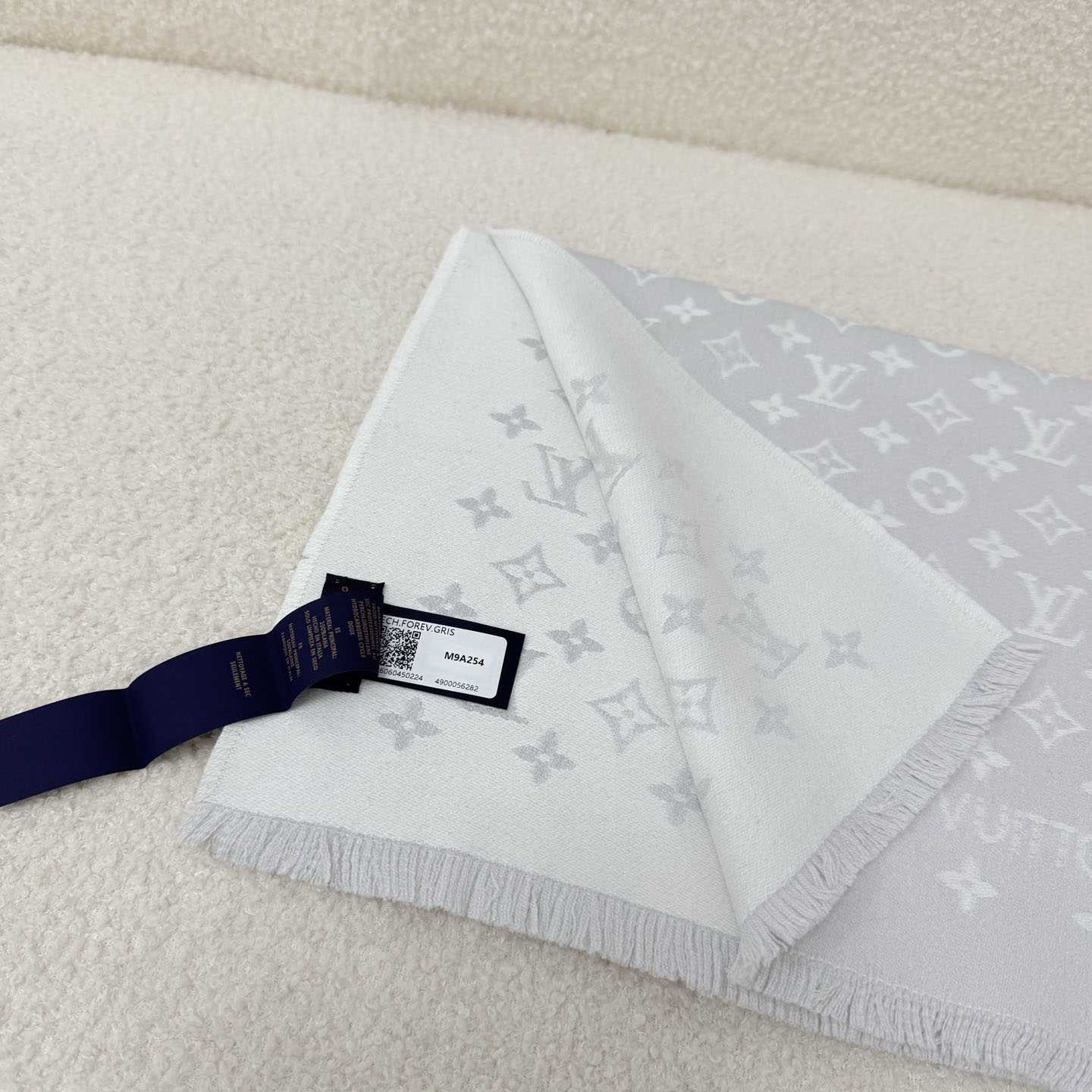 Louis Vuitton Forevergram Scarf  - DesignerGu