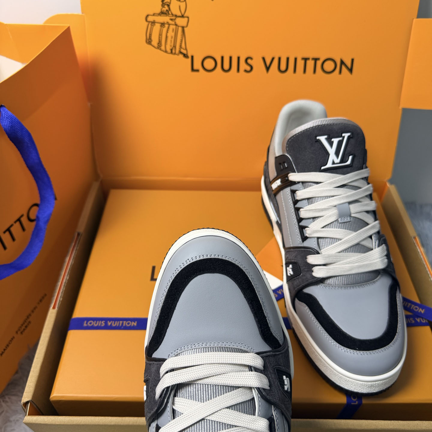 Louis Vuitton LV Trainer Sneaker 1AKP7S（upon uk size） - DesignerGu