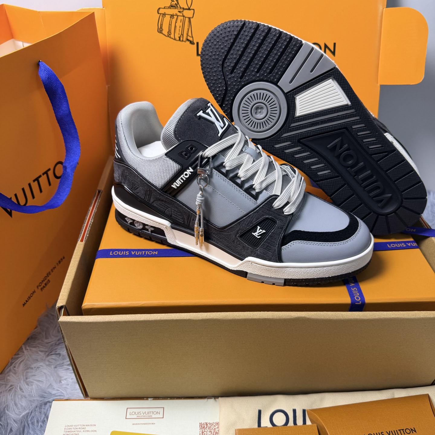 Louis Vuitton LV Trainer Sneaker 1AKP7S（upon uk size） - DesignerGu