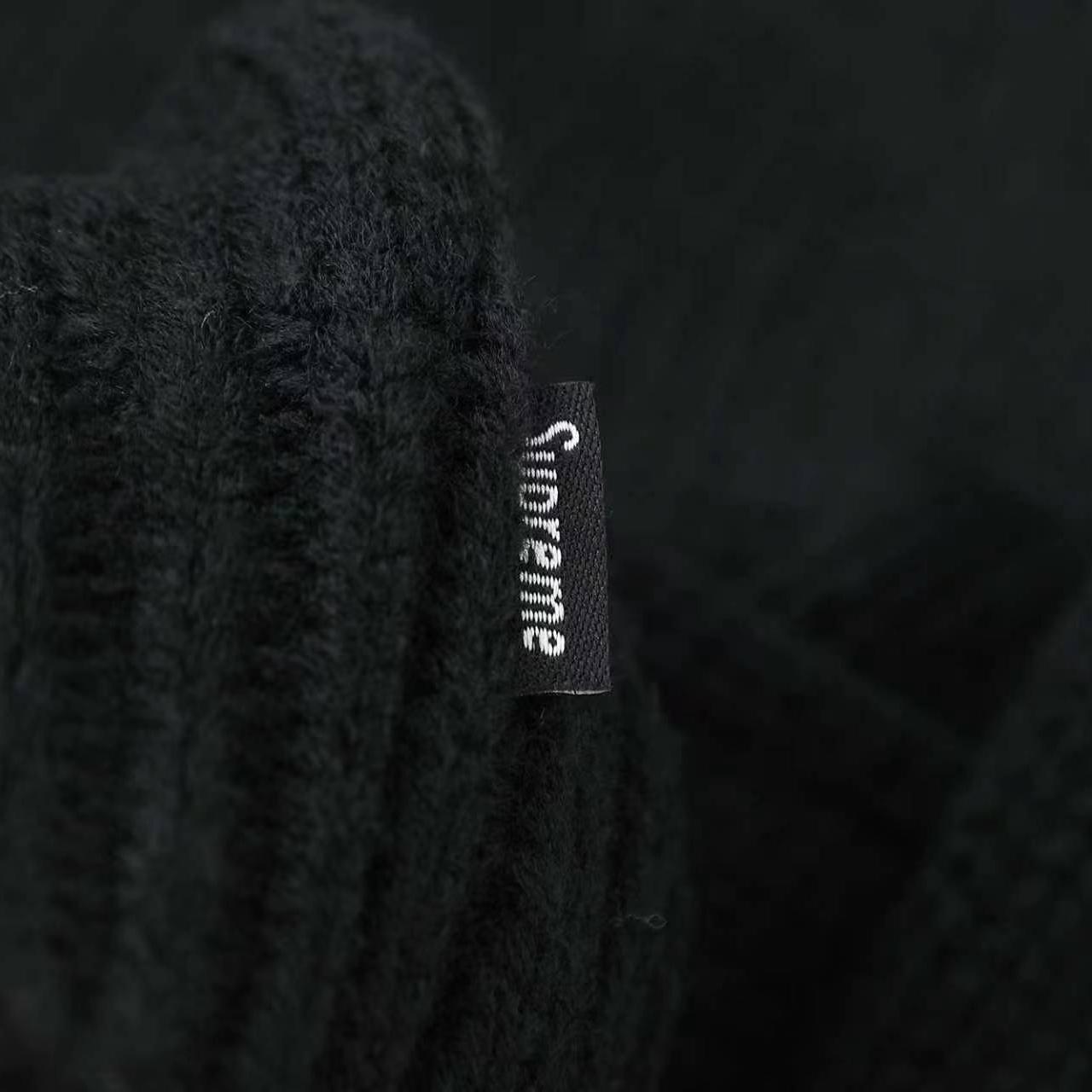 Supreme Old English Sleeves Sweater 'Black' - DesignerGu