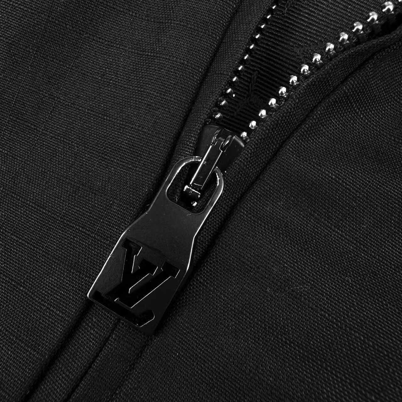 Louis Vuitton Cotton Ripstop Staff Jacket 1AJR65 - DesignerGu