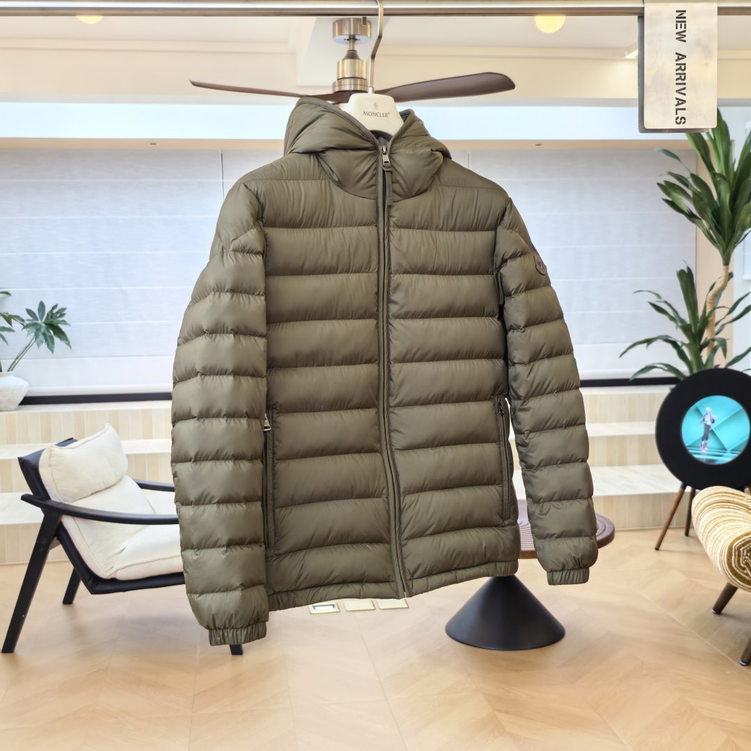 Moncler Solienn Hooded Short Down Jacket - DesignerGu