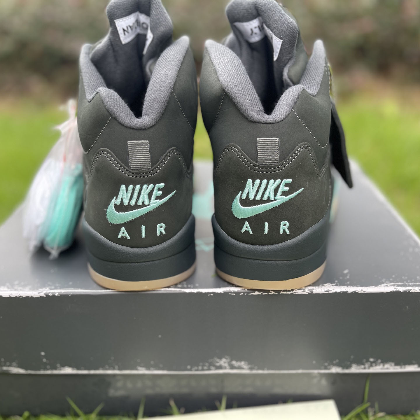 Solefly x Air Jordan 5 Retro  IU0734-001 - DesignerGu