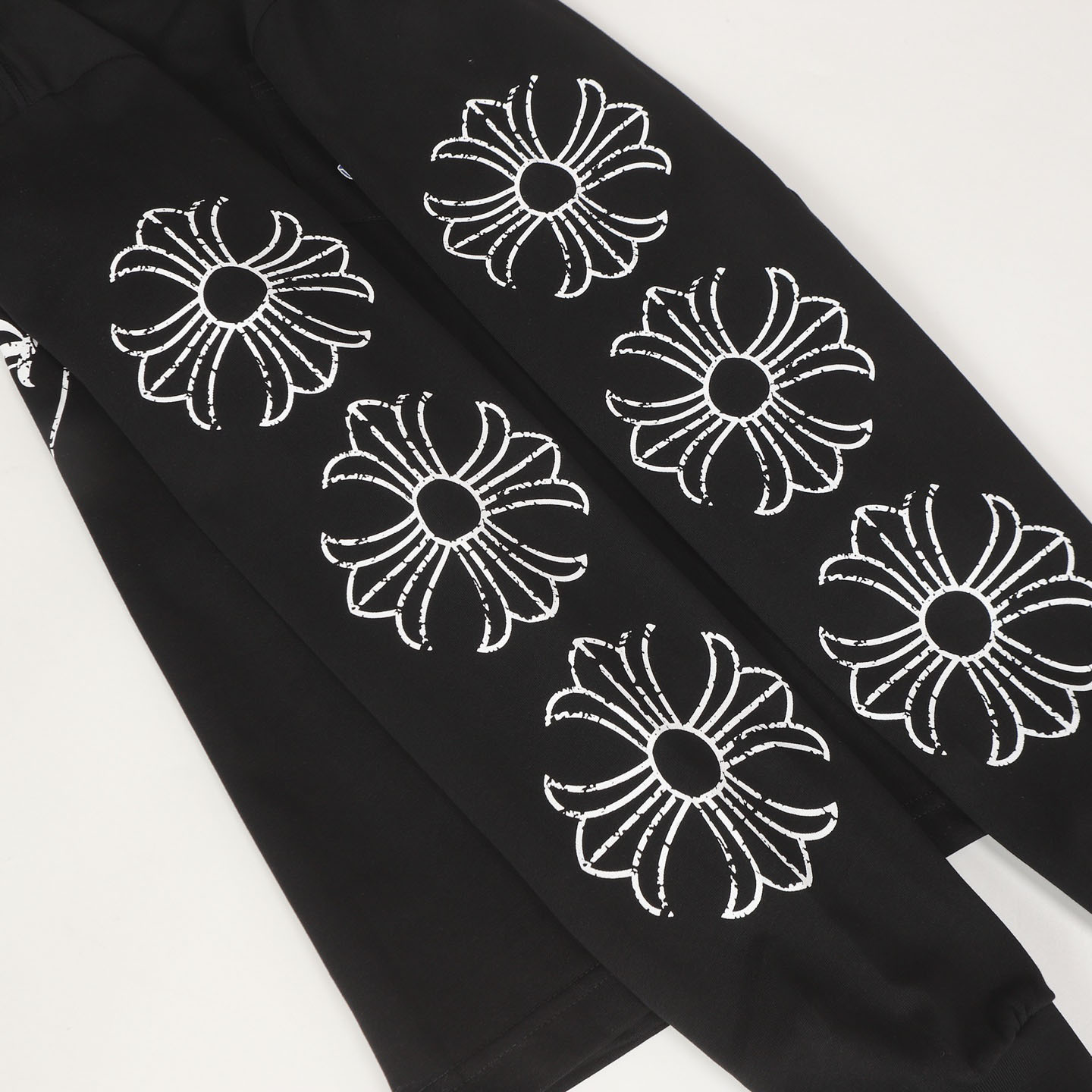 Chrome Hearts Cross Printed Cotton Long Sleeve Tee - DesignerGu