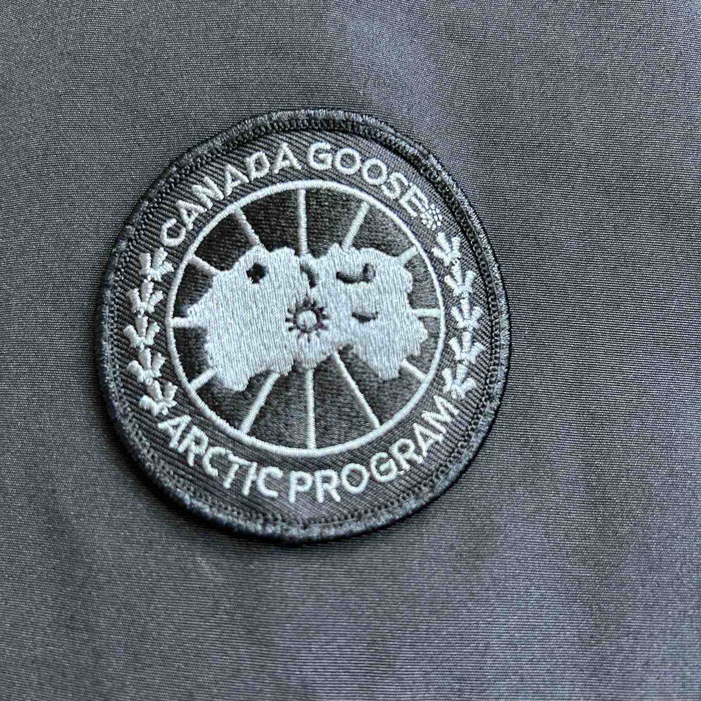 Canada Goose Chateau Parka Fusion Fit Jacket - DesignerGu