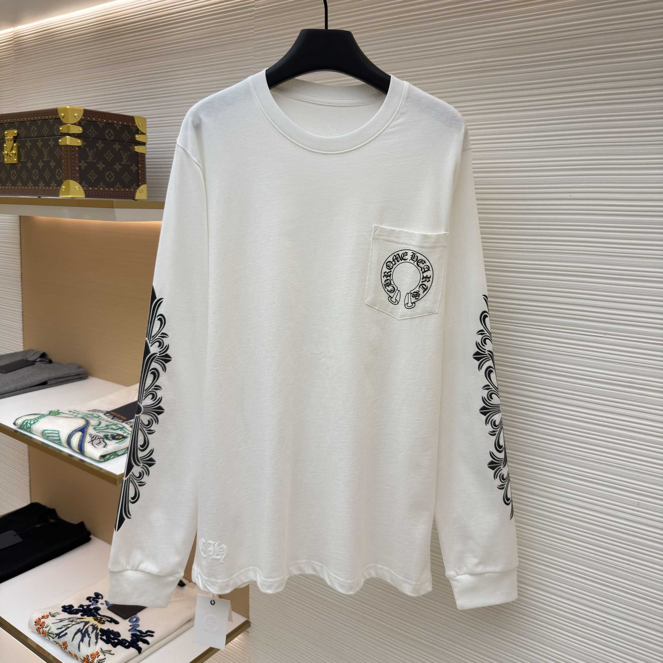Chrome Hearts  Horseshoe Long Sleeve Tee - DesignerGu