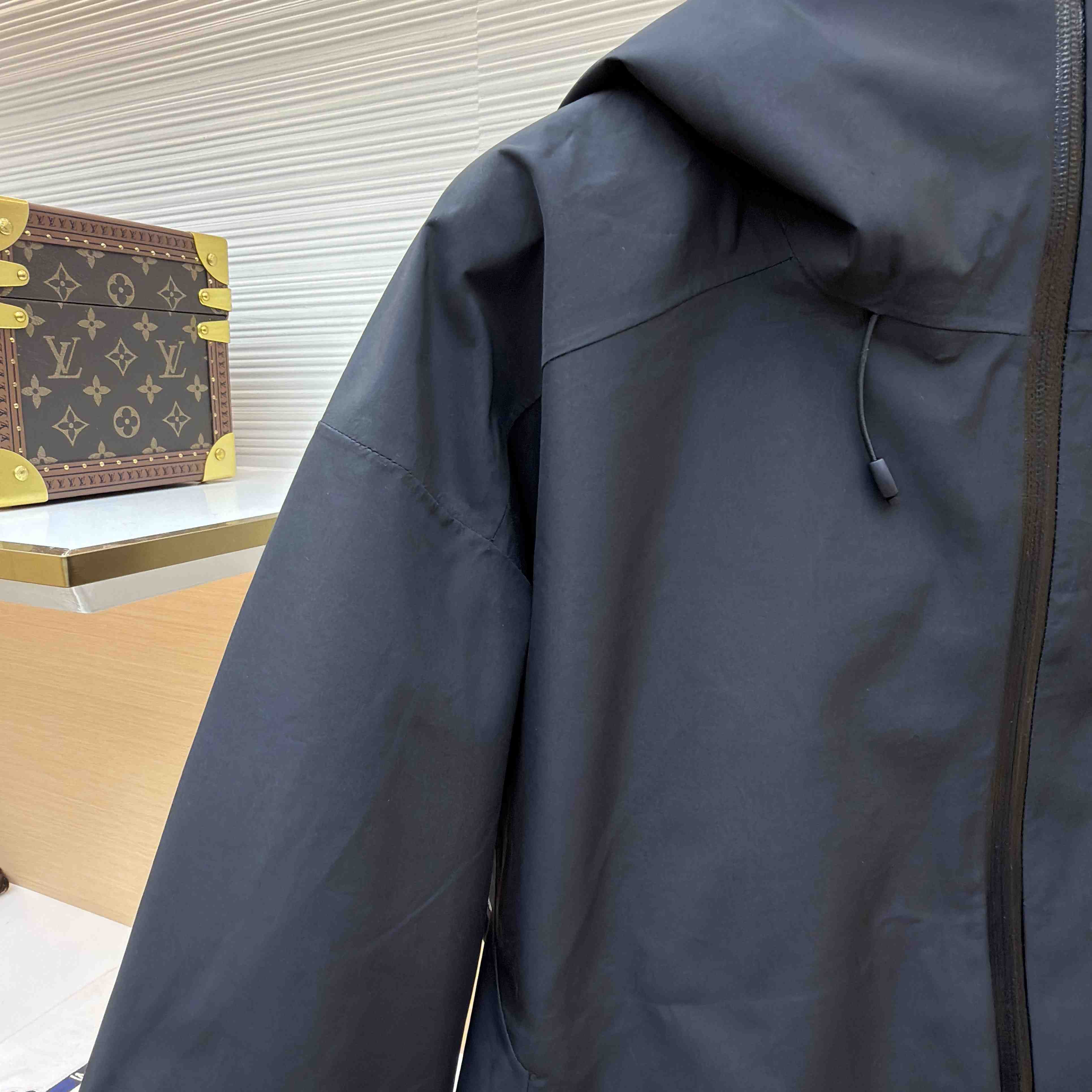 Arc'teryx Beta LT Jacket  - DesignerGu
