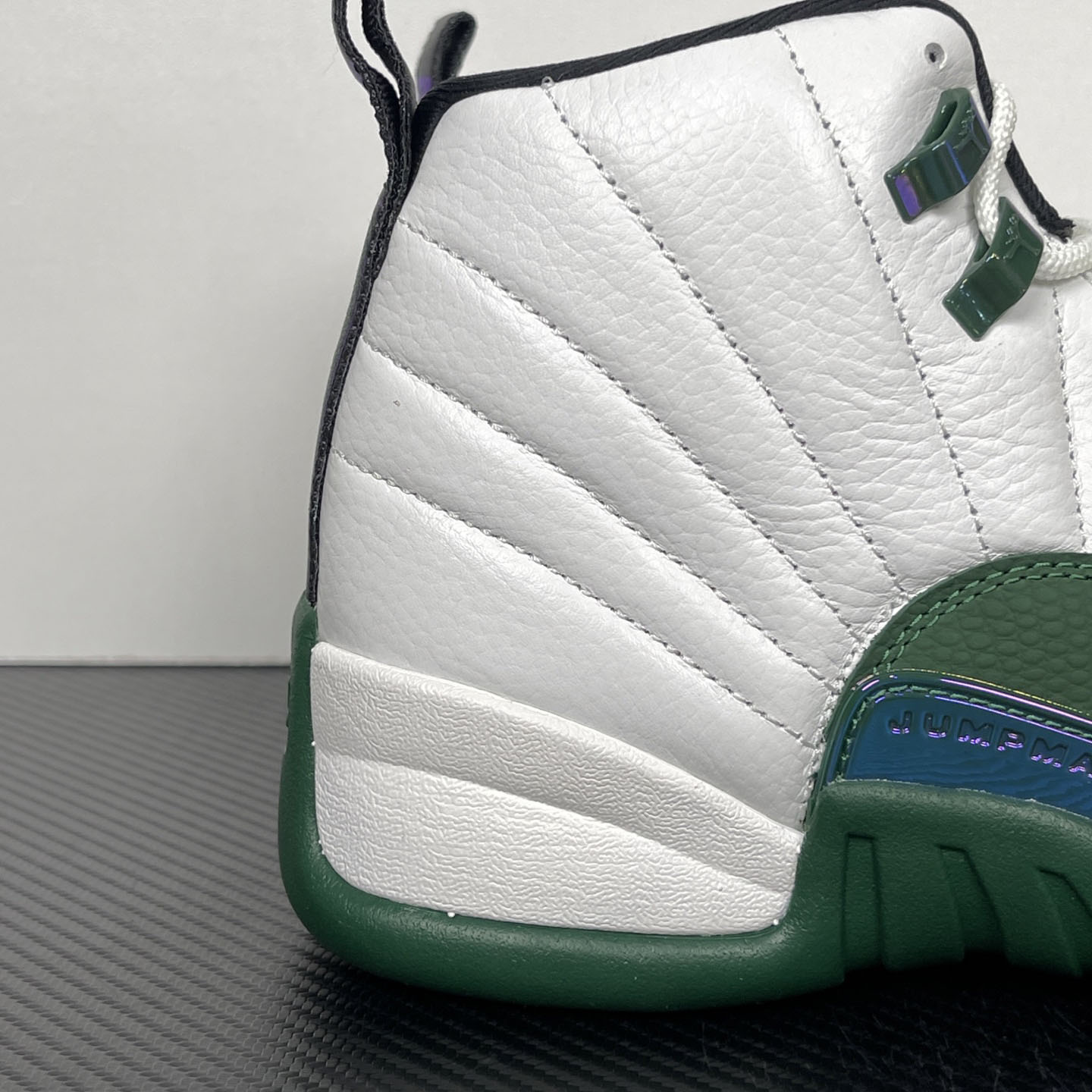 Jordan Air Jordan 12 Bucks   CT8013-103 - DesignerGu