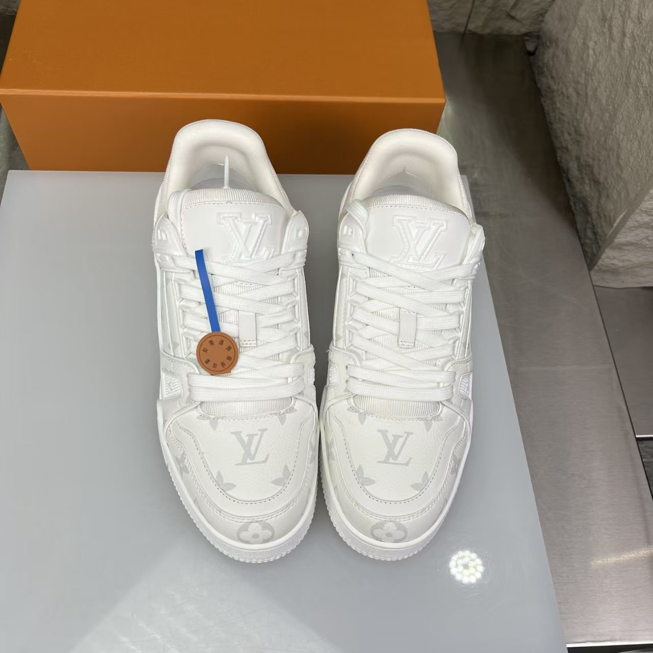 Louis Vuitton LV Trainer Sneaker 1AHDMZ (upon uk size） - DesignerGu