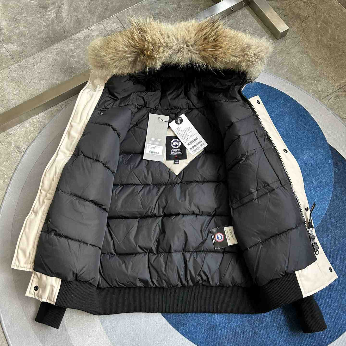 Canada Goose Chilliwack Bomber Jacket - DesignerGu