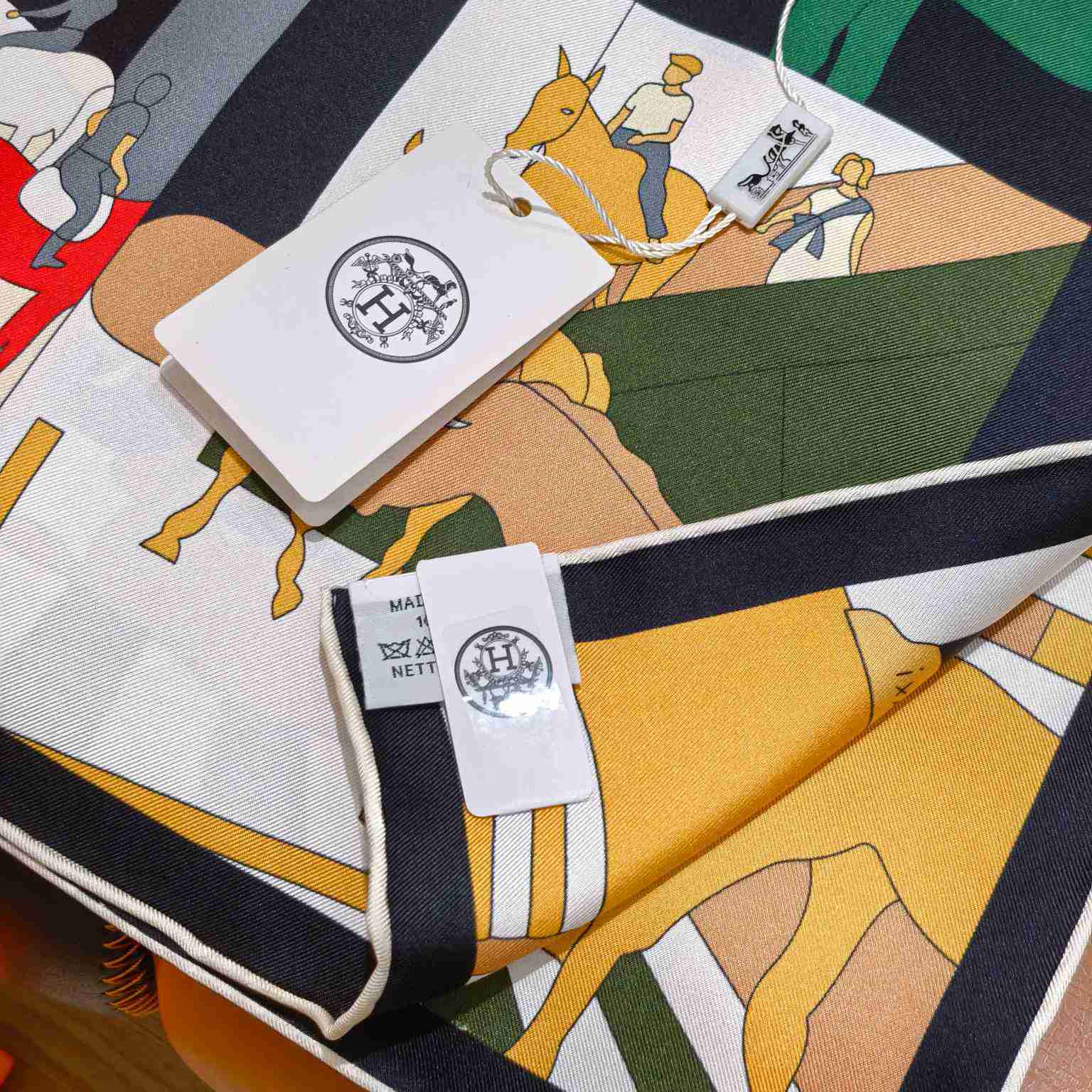 Hermes Mon Cheval Et Moi Scarf 90 - DesignerGu