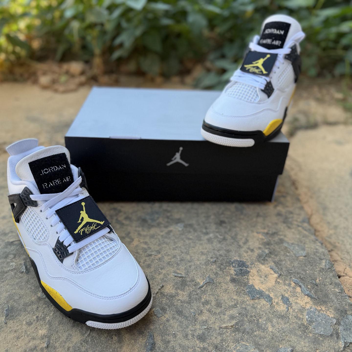 Air Jordan 4 Retro Tour Yellow  IO2463-102  - DesignerGu
