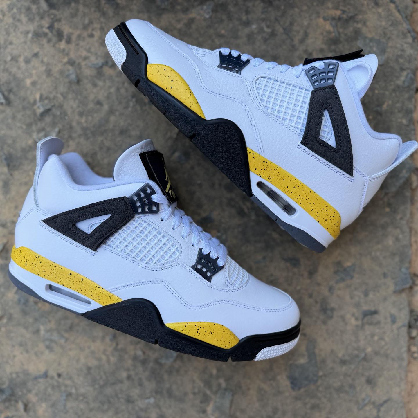  Air Jordan 4 Retro Tour Yellow  IO2463-102  - DesignerGu