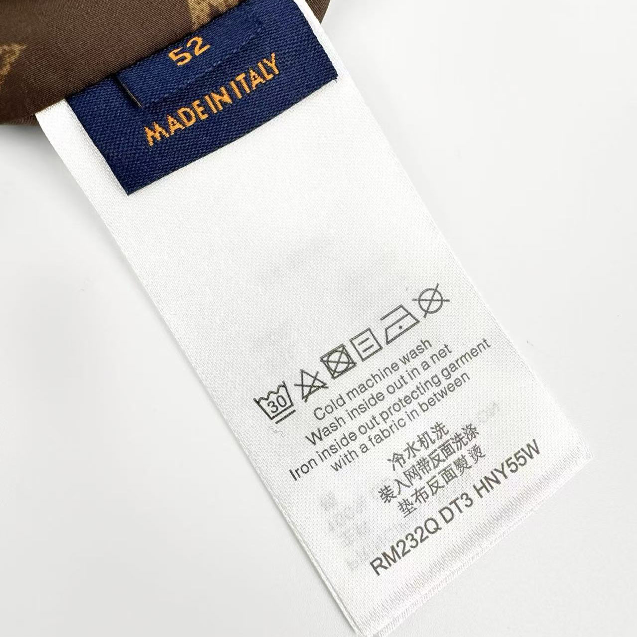Louis Vuitton Silk Tech Carcoat - DesignerGu