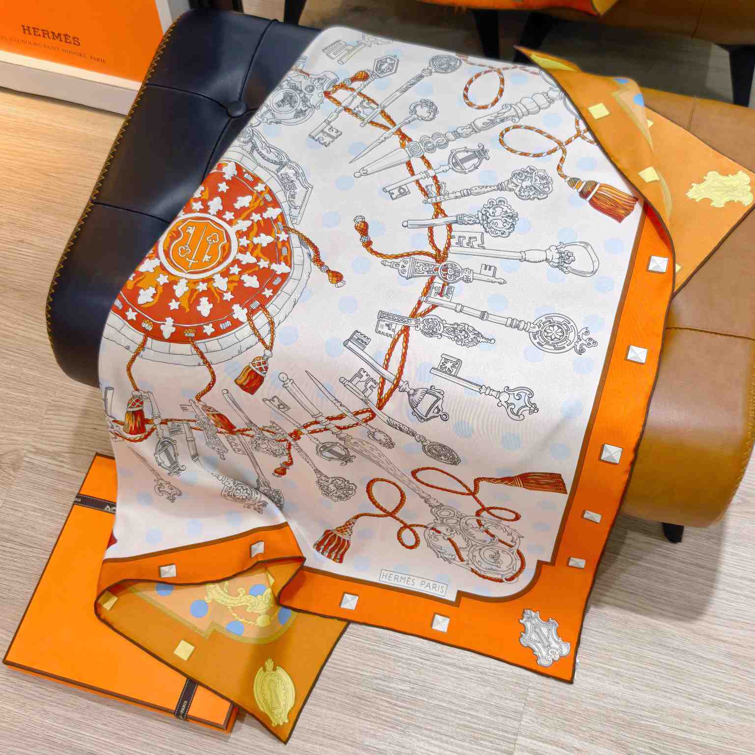 Hermes Les Cles Double Face Scarf 90 - DesignerGu