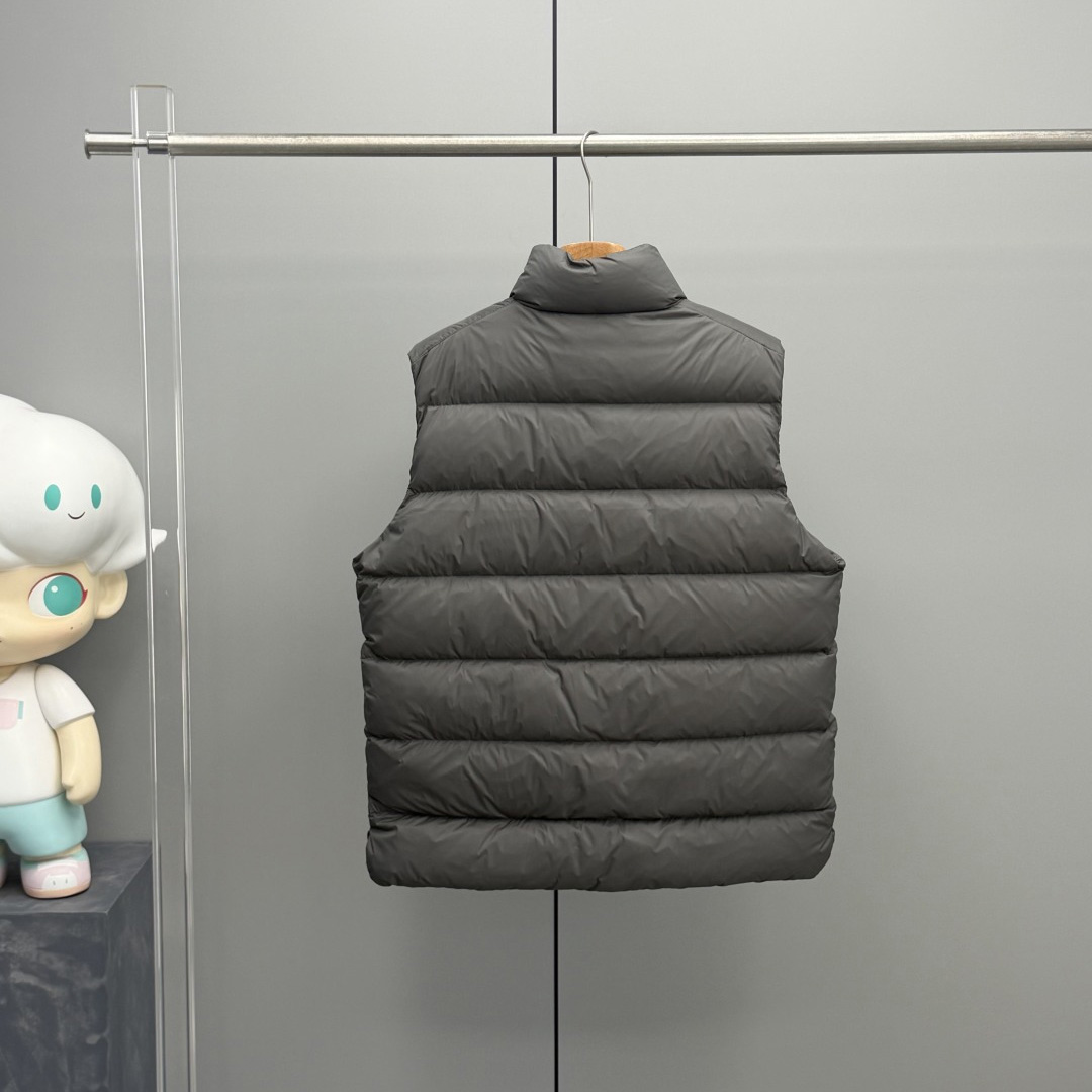 Moncler Tib Down Vest - DesignerGu