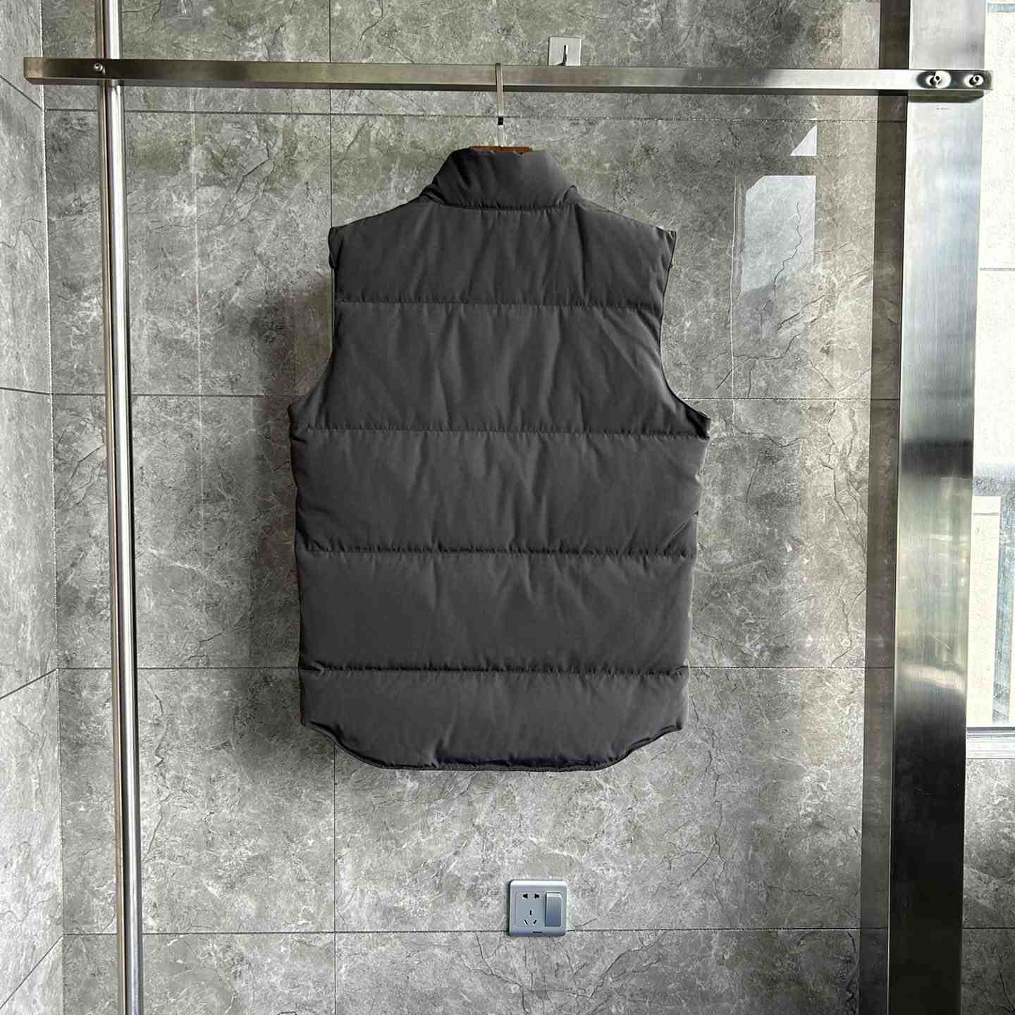 Canada Goose Freestyle Crew Vest - DesignerGu