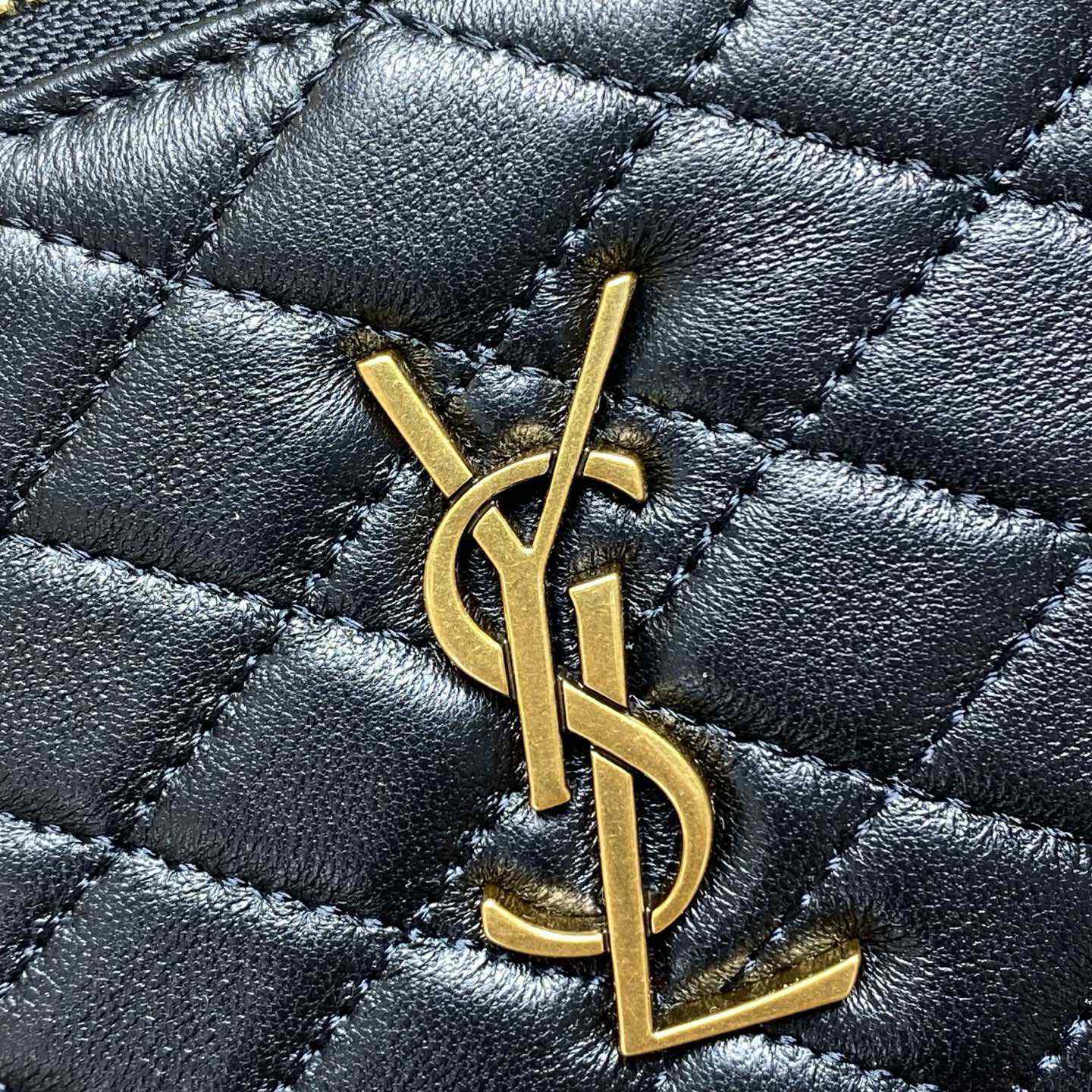 Saint Laurent GABY Vanity Large In Lambskin - DesignerGu