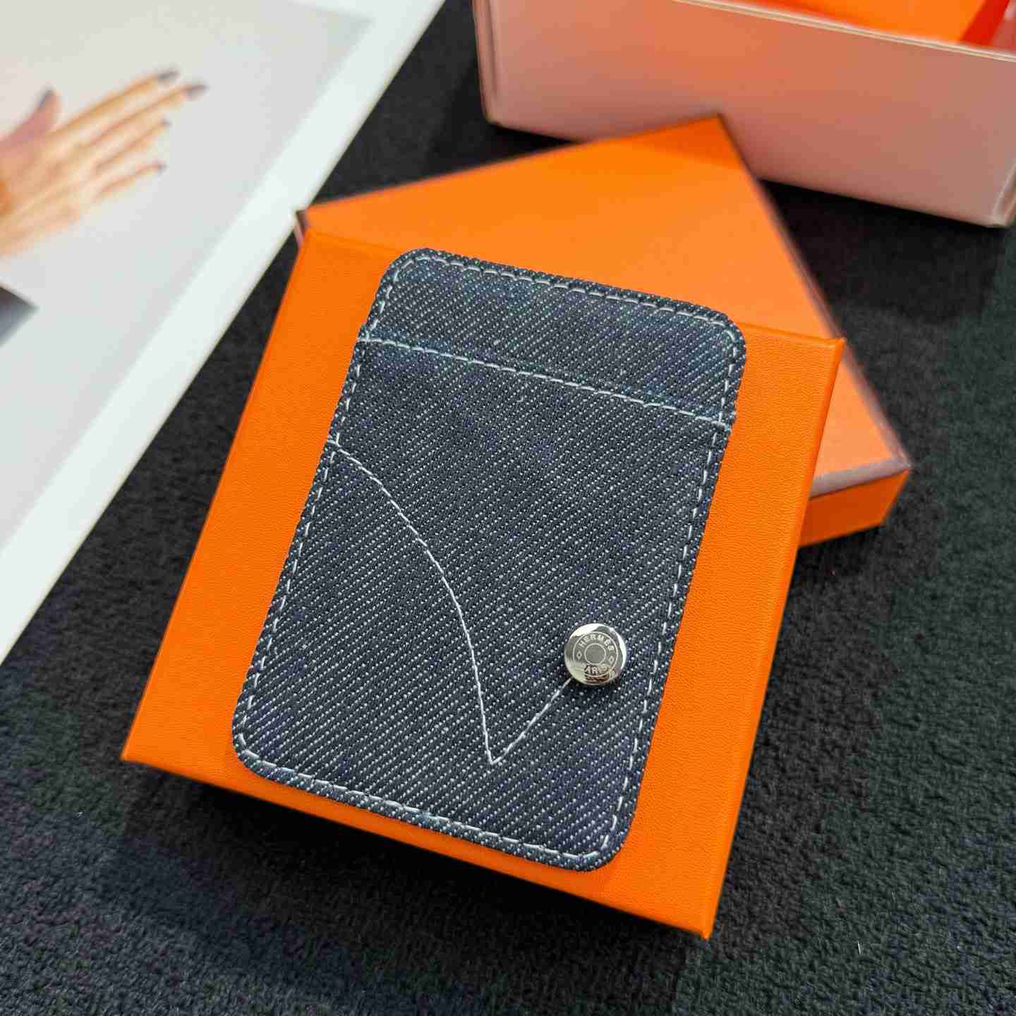 Hermes  