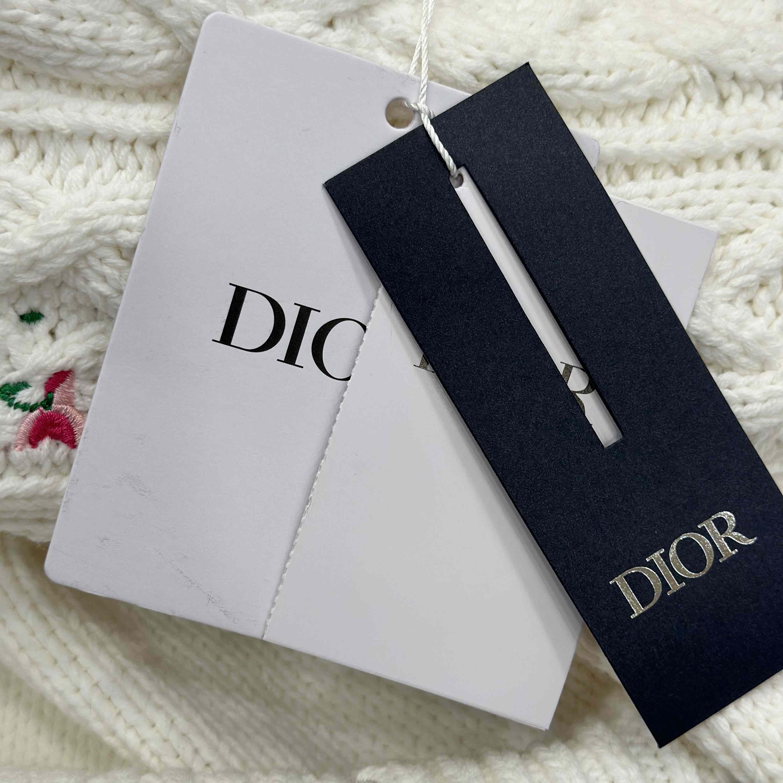 Dior Sweater With Floral Embroidery - DesignerGu