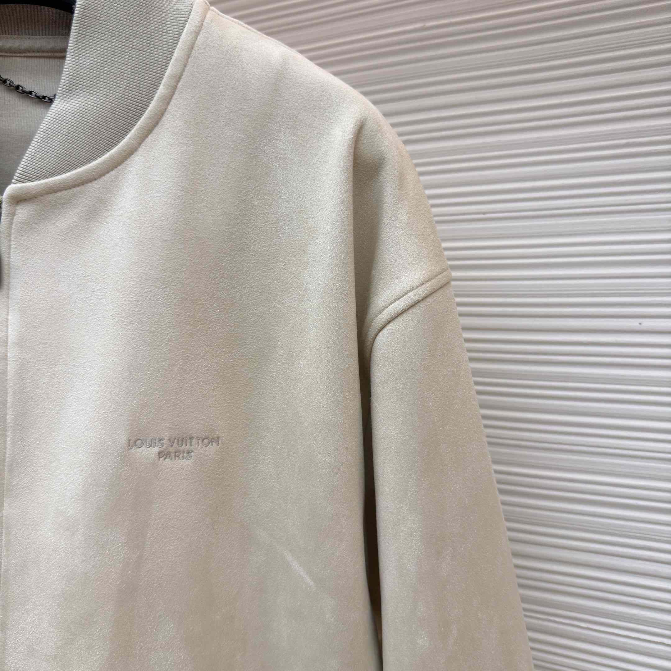 Louis Vuitton Suede-Like Bomber Blouson 1AKPUW - DesignerGu