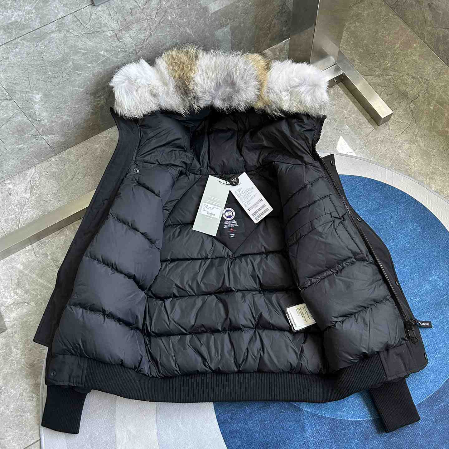 Canada Goose Chilliwack Bomber Jacket - DesignerGu