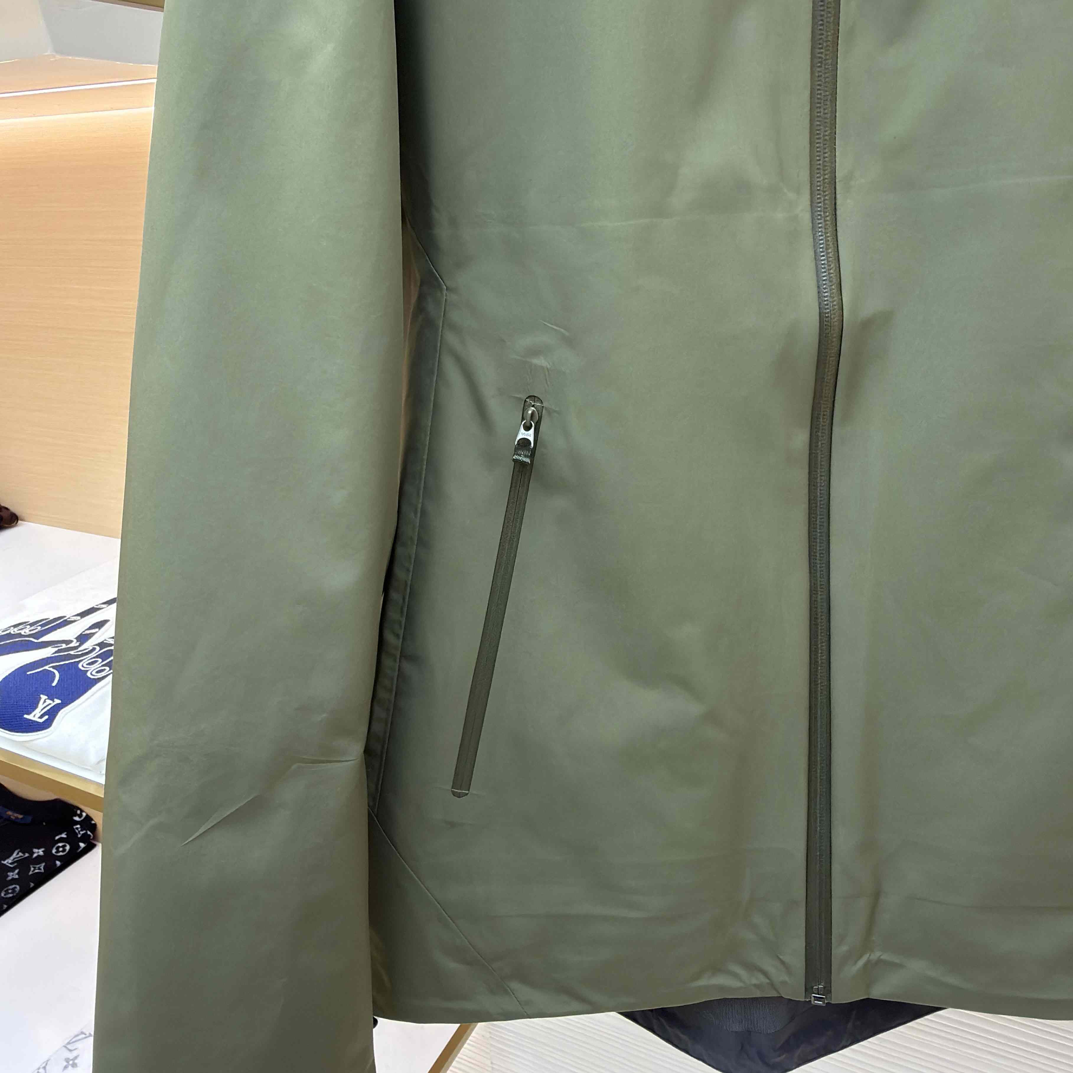 Arc'teryx Beta LT Jacket  - DesignerGu
